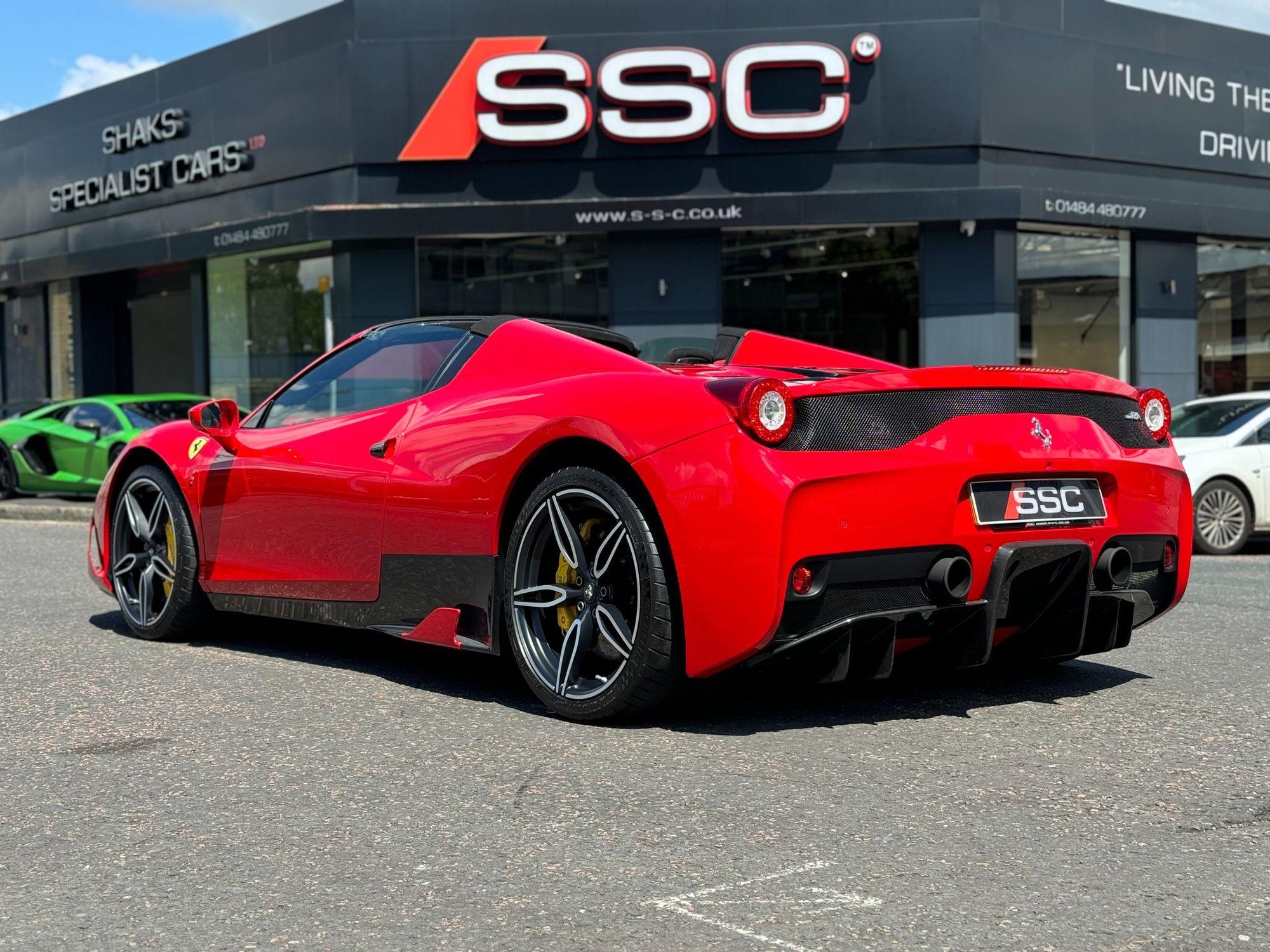 FERRARI 458 CONVERTIBLE Spider 2dr Auto [HELE] for sale UK - Slide 2