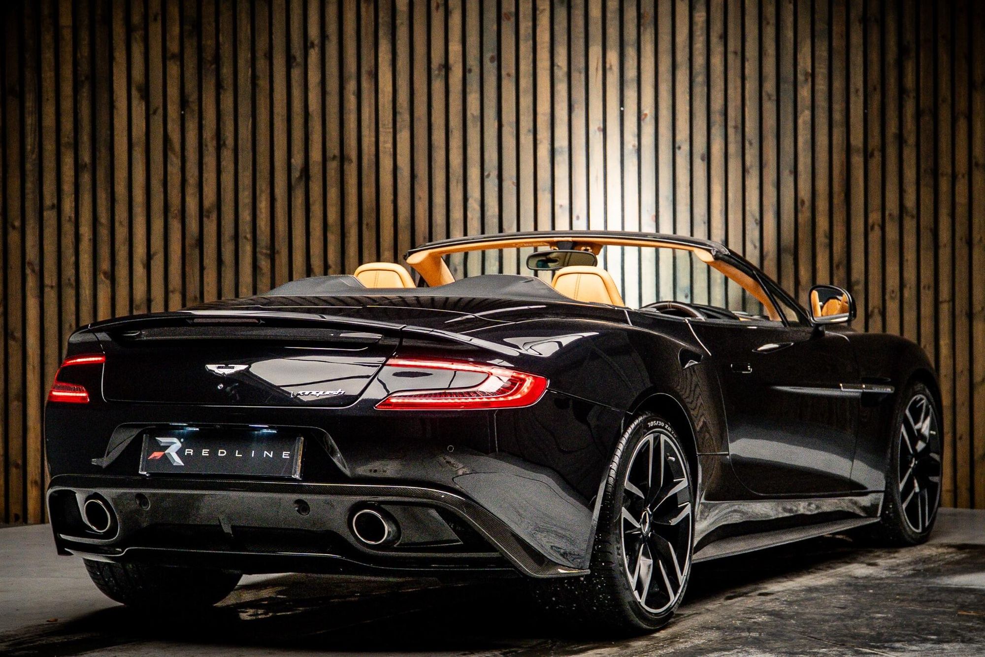 ASTON MARTIN VANQUISH CONVERTIBLE V12 [568] 2dr Volante Touchtronic Auto for sale UK - Slide 4