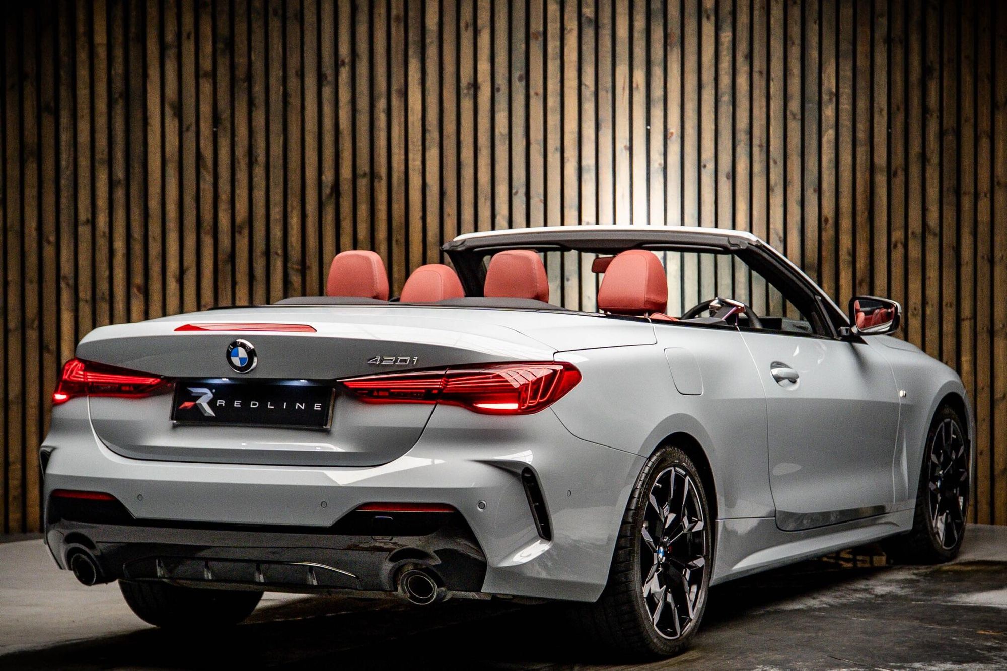 BMW 4 SERIES CONVERTIBLE 420i M Sport 2dr Step Auto for sale UK - Slide 4