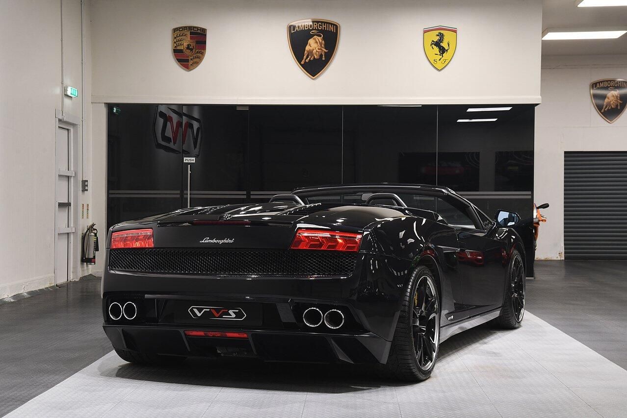 LAMBORGHINI GALLARDO SPYDER LP 560-4 2dr for sale UK - Slide 3
