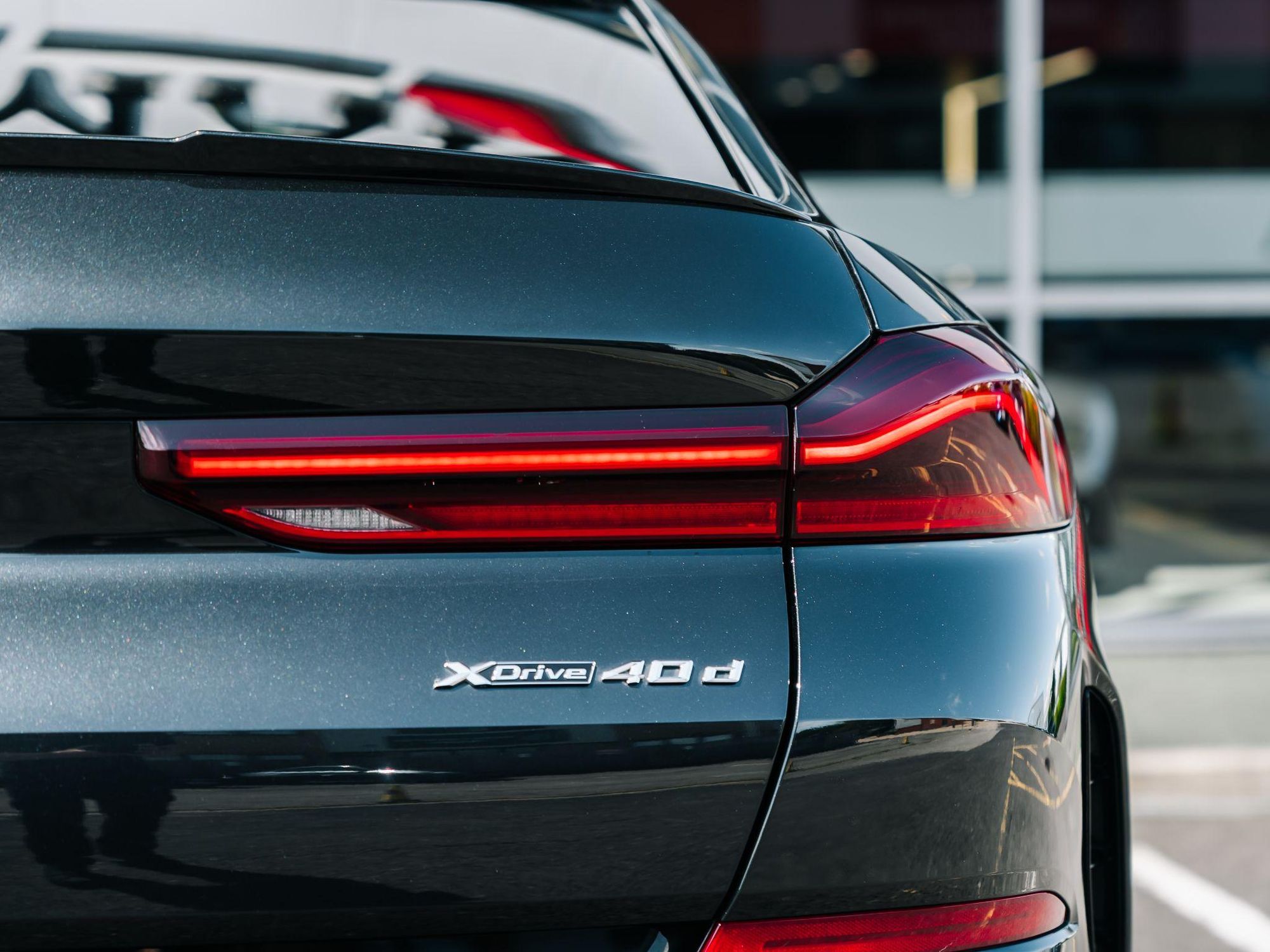 BMW X6 DIESEL ESTATE xDrive40d MHT M Sport 5dr Step Auto for sale UK - Slide 9