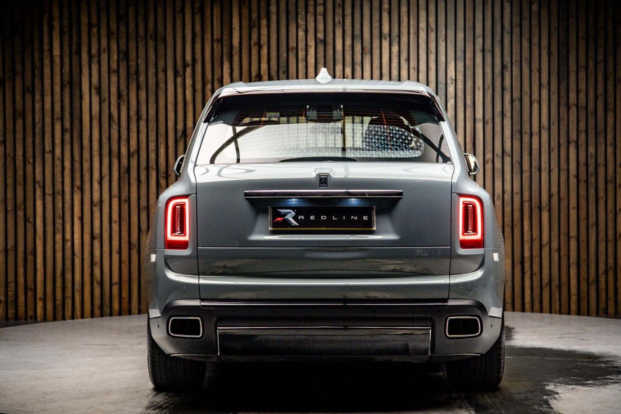 ROLLS-ROYCE CULLINAN ESTATE 5dr Auto for sale UK - Slide 6