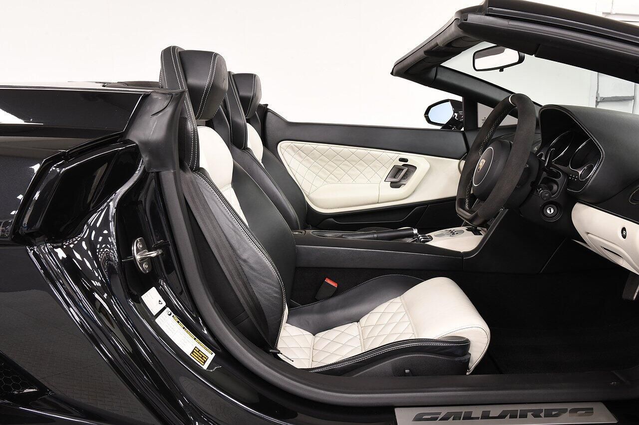 LAMBORGHINI GALLARDO SPYDER LP 560-4 2dr for sale UK - Slide 6