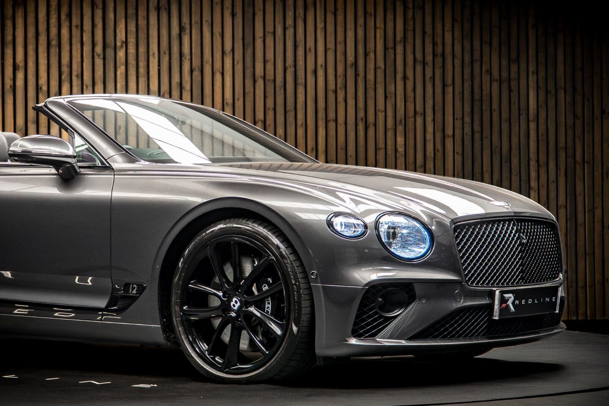 BENTLEY CONTINENTAL GTC CONVERTIBLE 6.0 W12 2dr Auto for sale UK - Slide 10