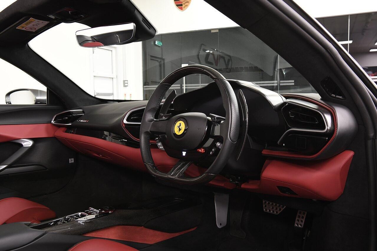 FERRARI 296 CONVERTIBLE GTS 2dr Auto for sale UK - Slide 4