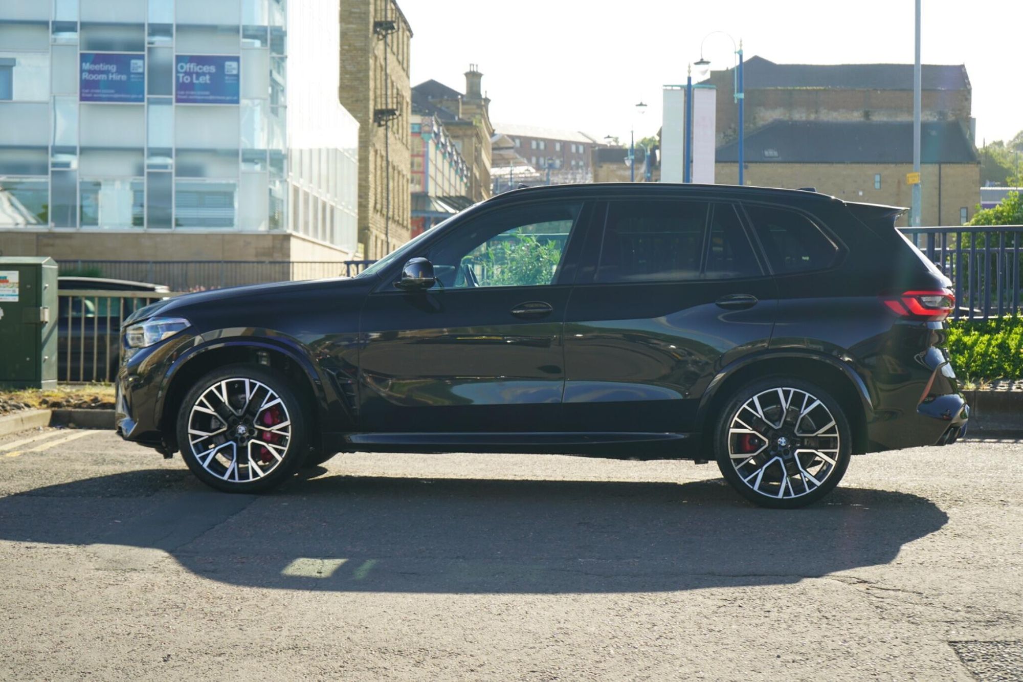 BMW X5 M ESTATE xDrive X5 M Competition 5dr Step Auto for sale UK - Slide 9