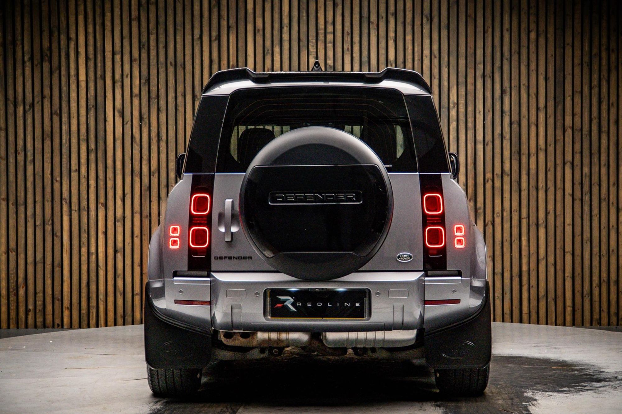 LAND ROVER DEFENDER 110 DIESEL 3.0 D250 Hard Top SE Auto for sale UK - Slide 6