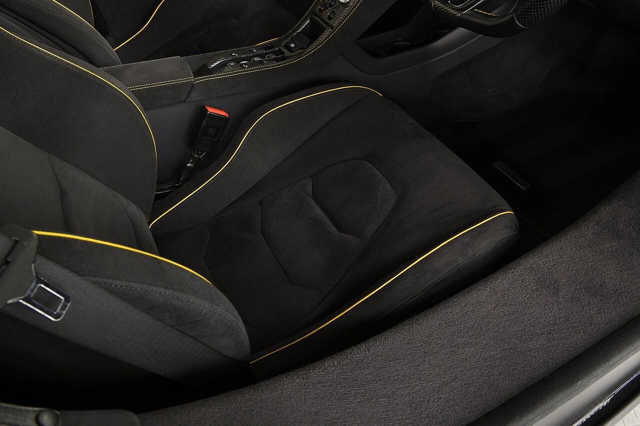MCLAREN 650 S SPIDER V8 2dr SSG Auto for sale UK - Slide 10