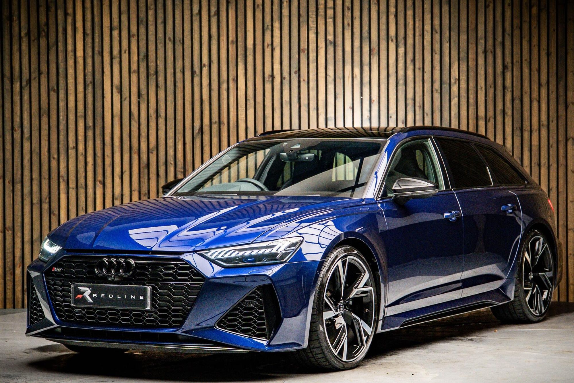 AUDI RS6 RS 6 AVANT RS 6 TFSI Quattro 5dr Tiptronic for sale UK - Slide 8