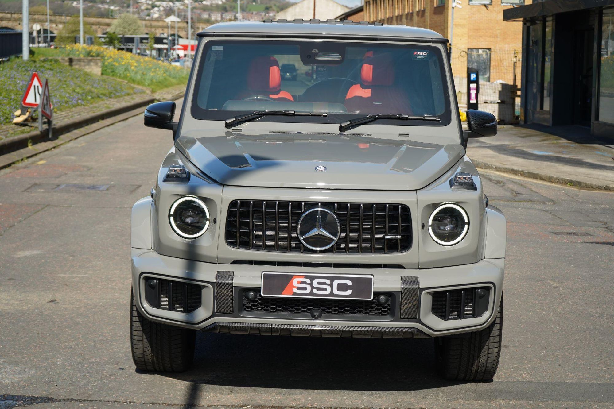 MERCEDES-BENZ G CLASS AMG STATION WAGON SPECIAL EDITIONS G63 Carbon Edition 5dr 9G-Tronic for sale UK - Slide 6