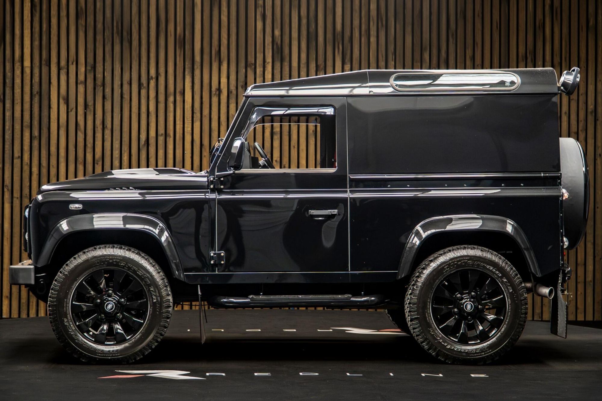 LAND ROVER DEFENDER 90 SWB DIESEL XS Hard Top TDCi [2.2] for sale UK - Slide 7