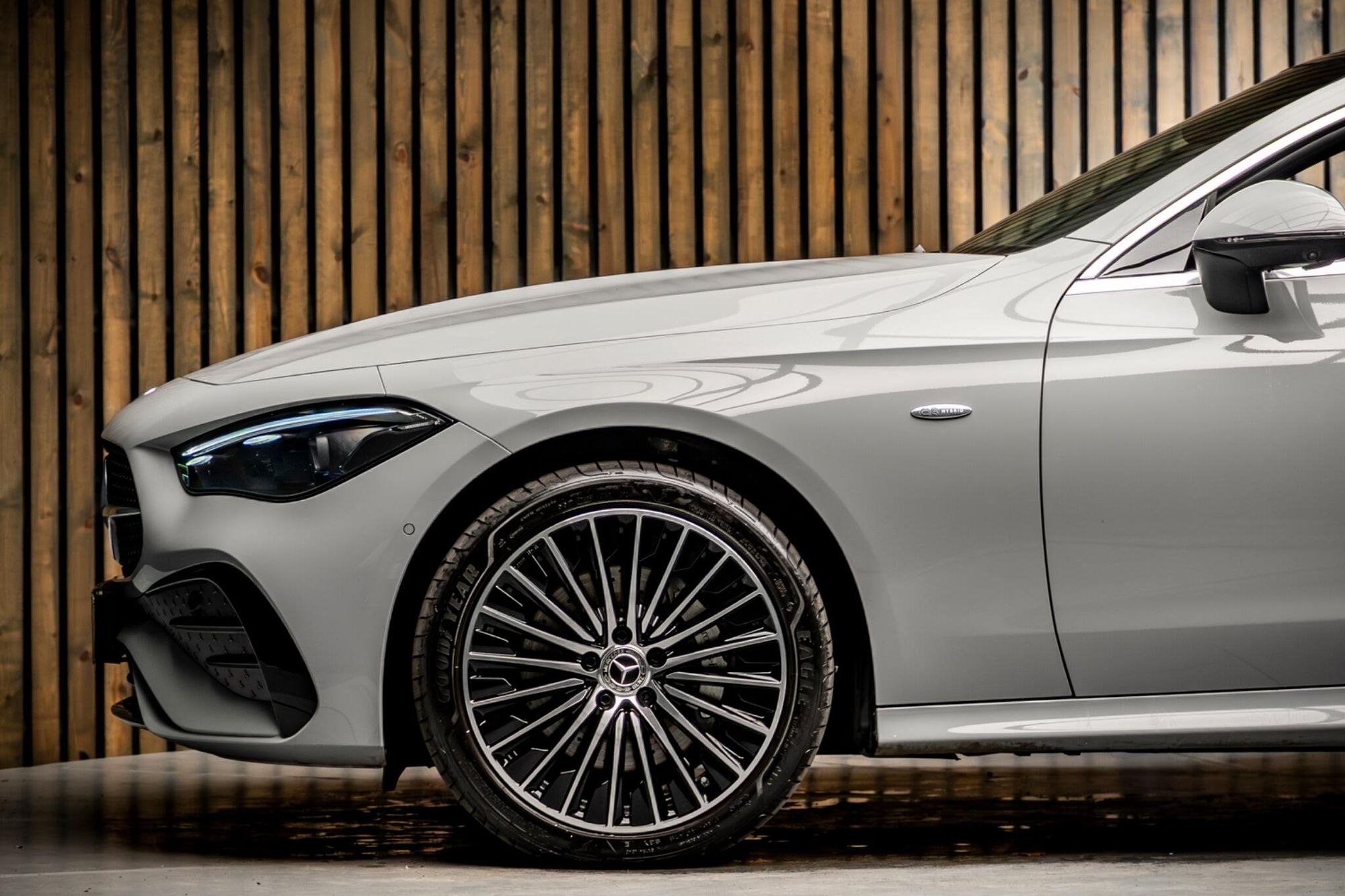 MERCEDES-BENZ CLE COUPE CLE 300e AMG Line Premium Plus 2dr 9G-Tronic for sale UK - Slide 9