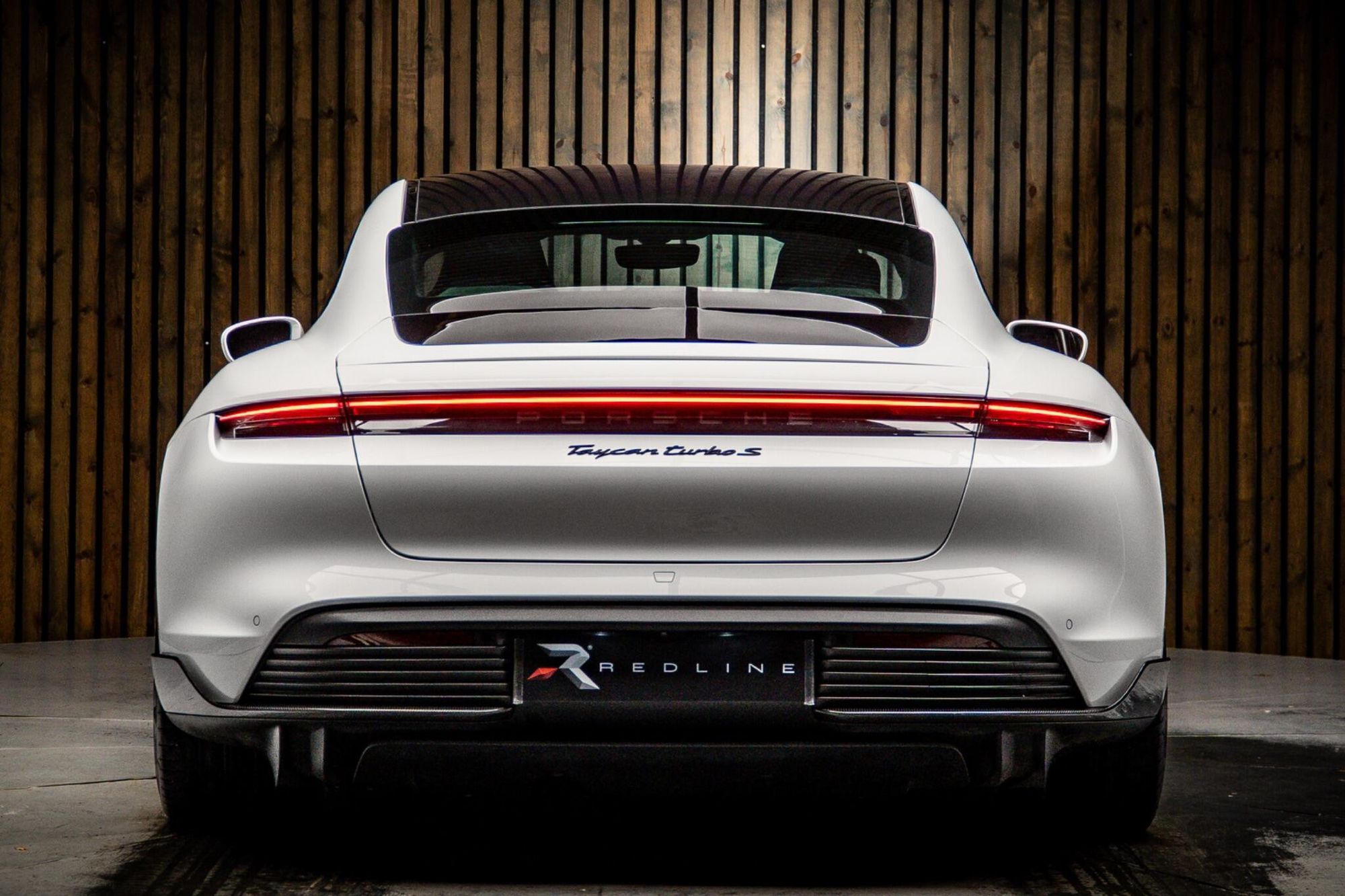 PORSCHE TAYCAN SALOON 560kW Turbo S 93kWh 4dr Auto for sale UK - Slide 6