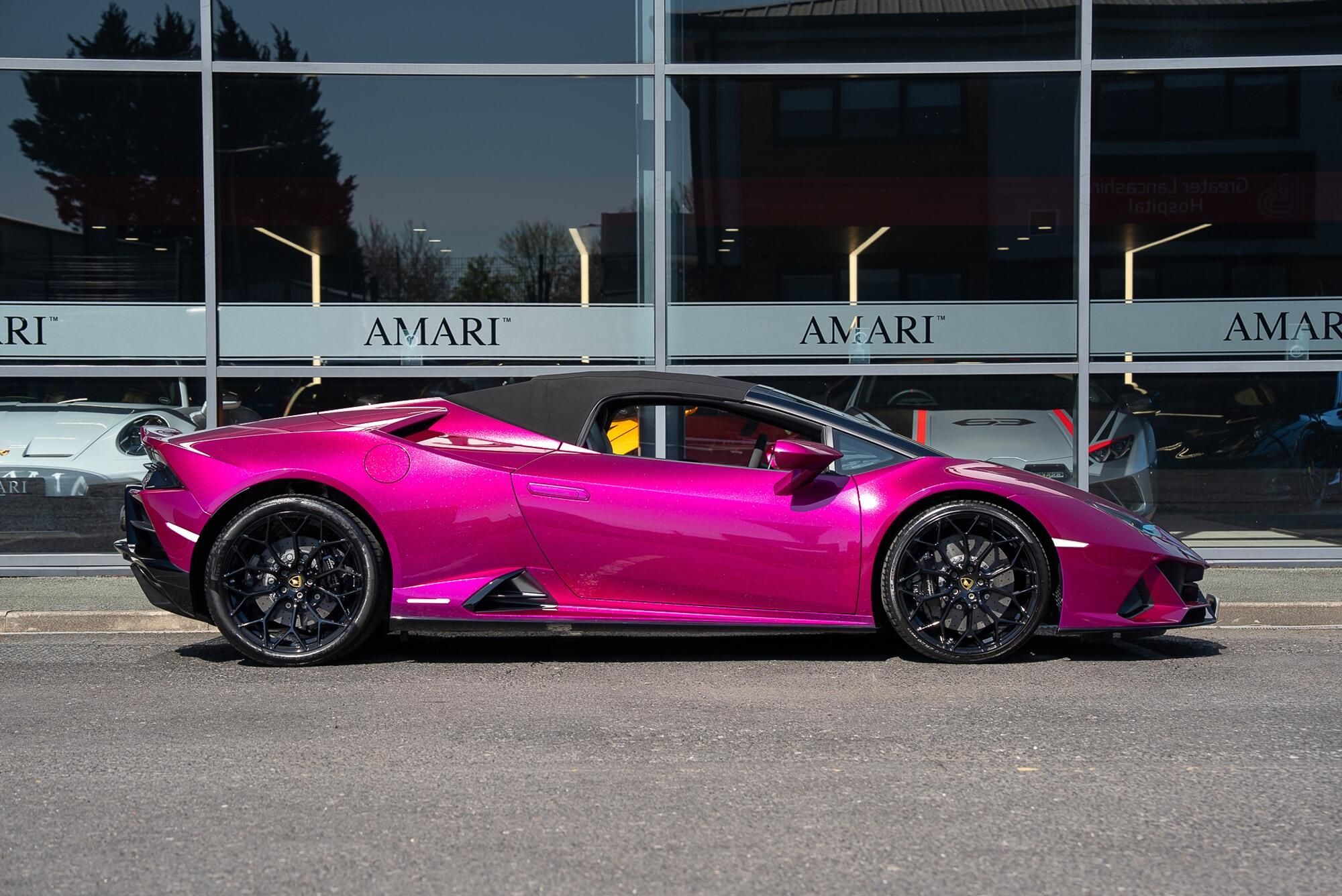 LAMBORGHINI HURACAN SPYDER LP 640-4 Performante 2dr LDF for sale UK - Slide 5