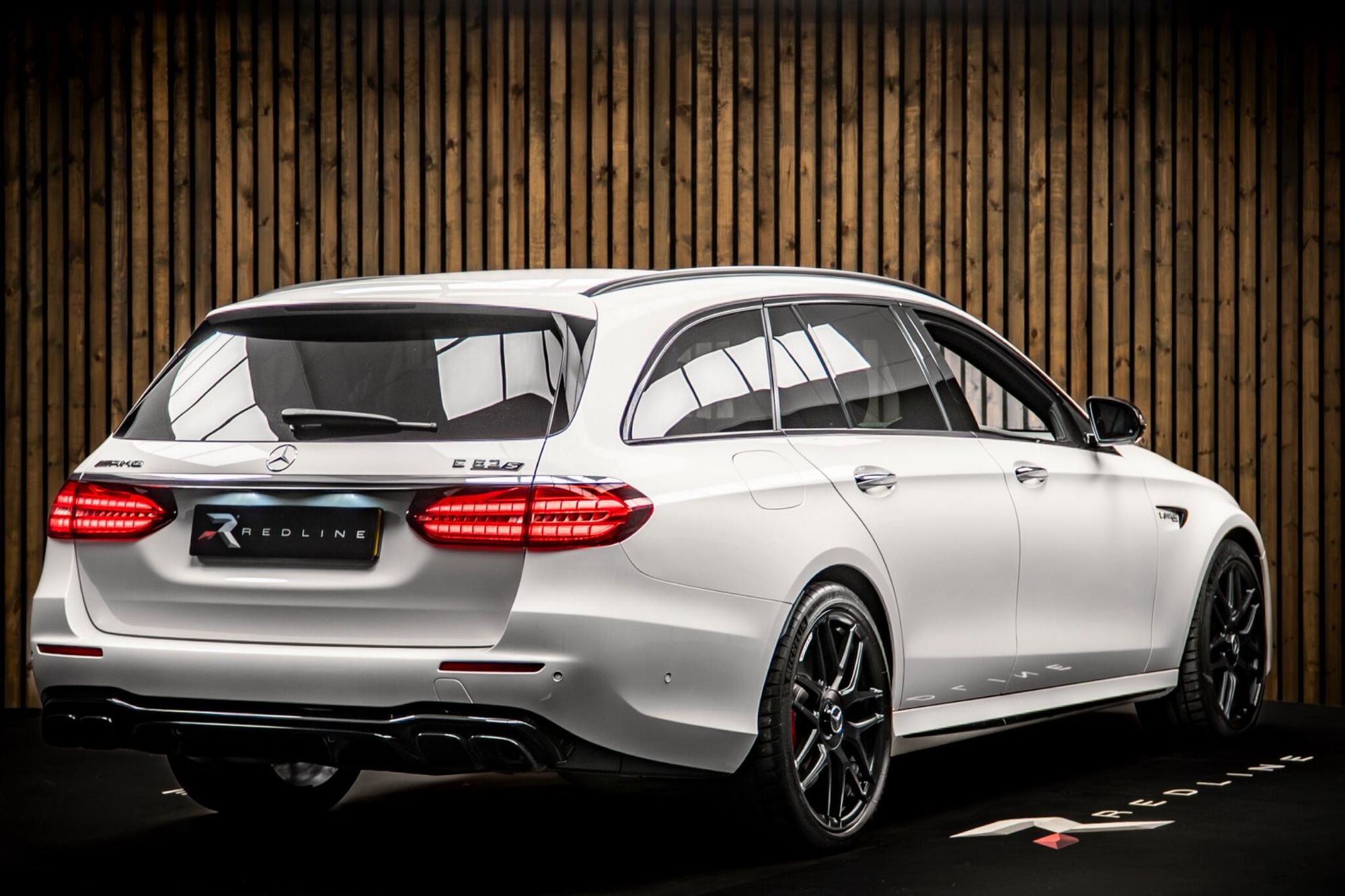 MERCEDES-BENZ E CLASS AMG ESTATE E63 S 4Matic+ Night Edition Prem+ 5dr TCT for sale UK - Slide 4