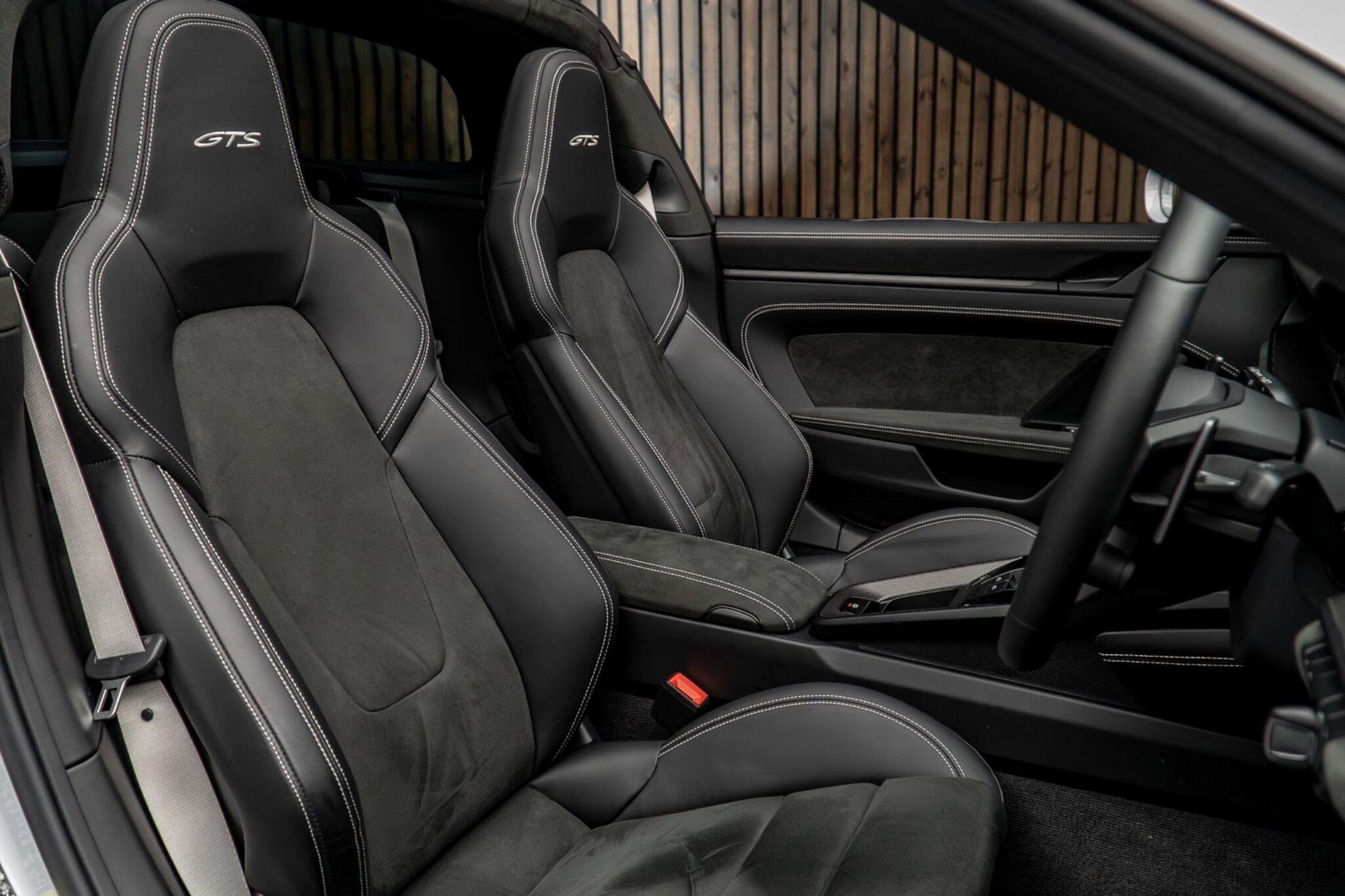 PORSCHE 911 [992] TARGA 4 GTS 2dr PDK for sale UK - Slide 2