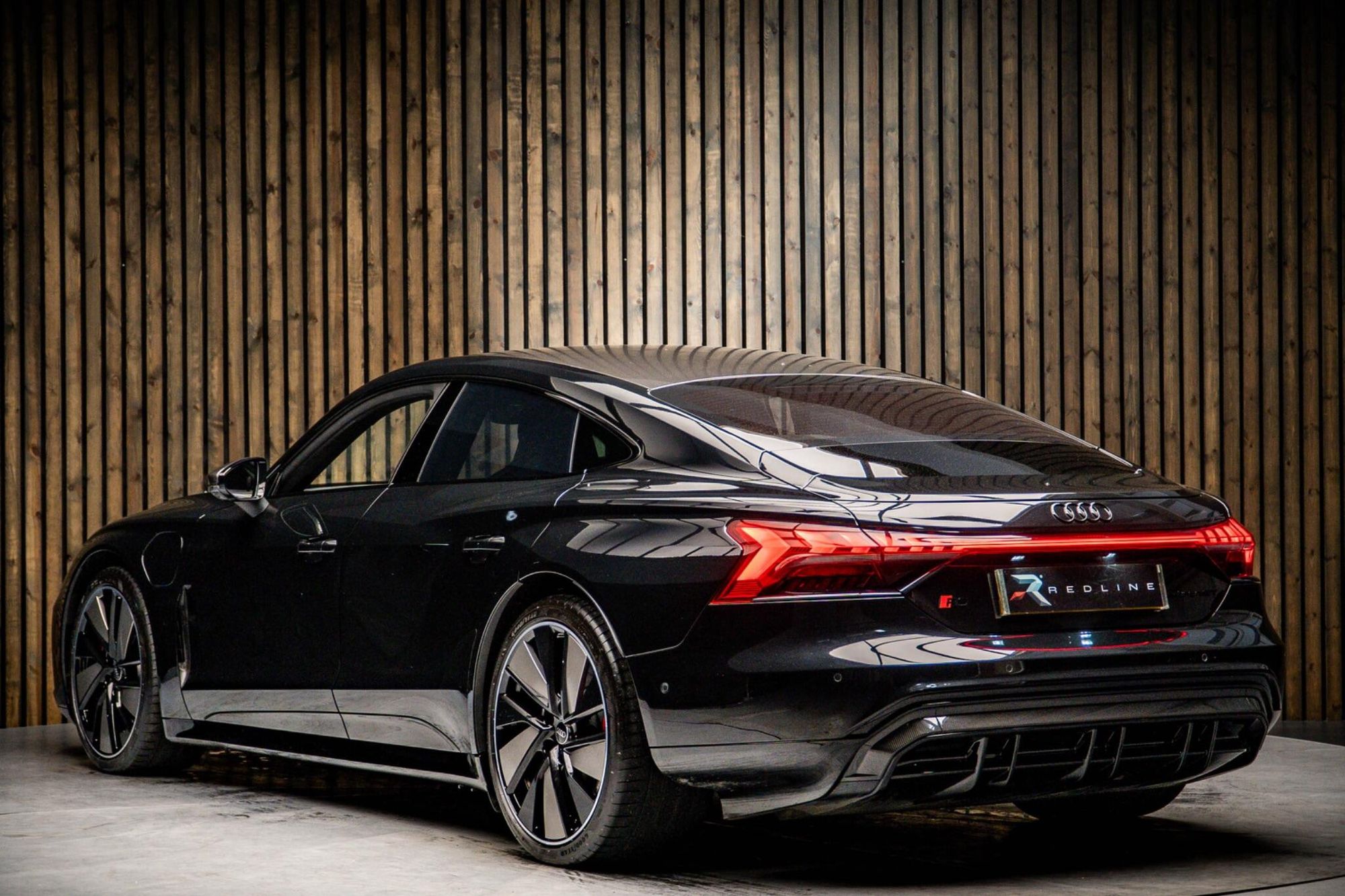 AUDI RS E-TRON GT SALOON 475kW Quattro 93kWh Carbon Vorsprung 4dr Auto for sale UK - Slide 3