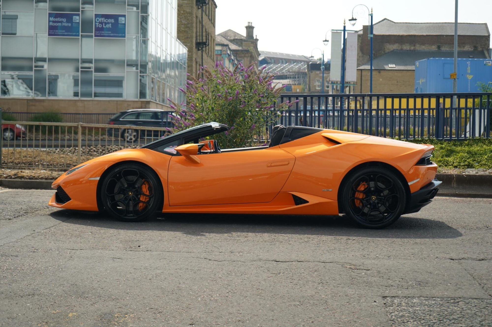 LAMBORGHINI HURACAN SPYDER LP 610-4 2dr LDF for sale UK - Slide 10