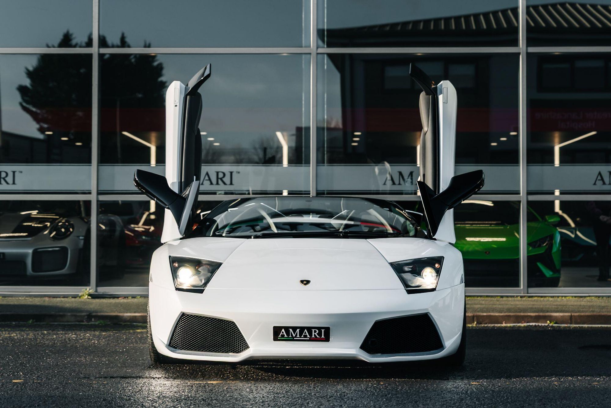 LAMBORGHINI MURCIELAGO ROADSTER LP 640 2dr for sale UK - Slide 10