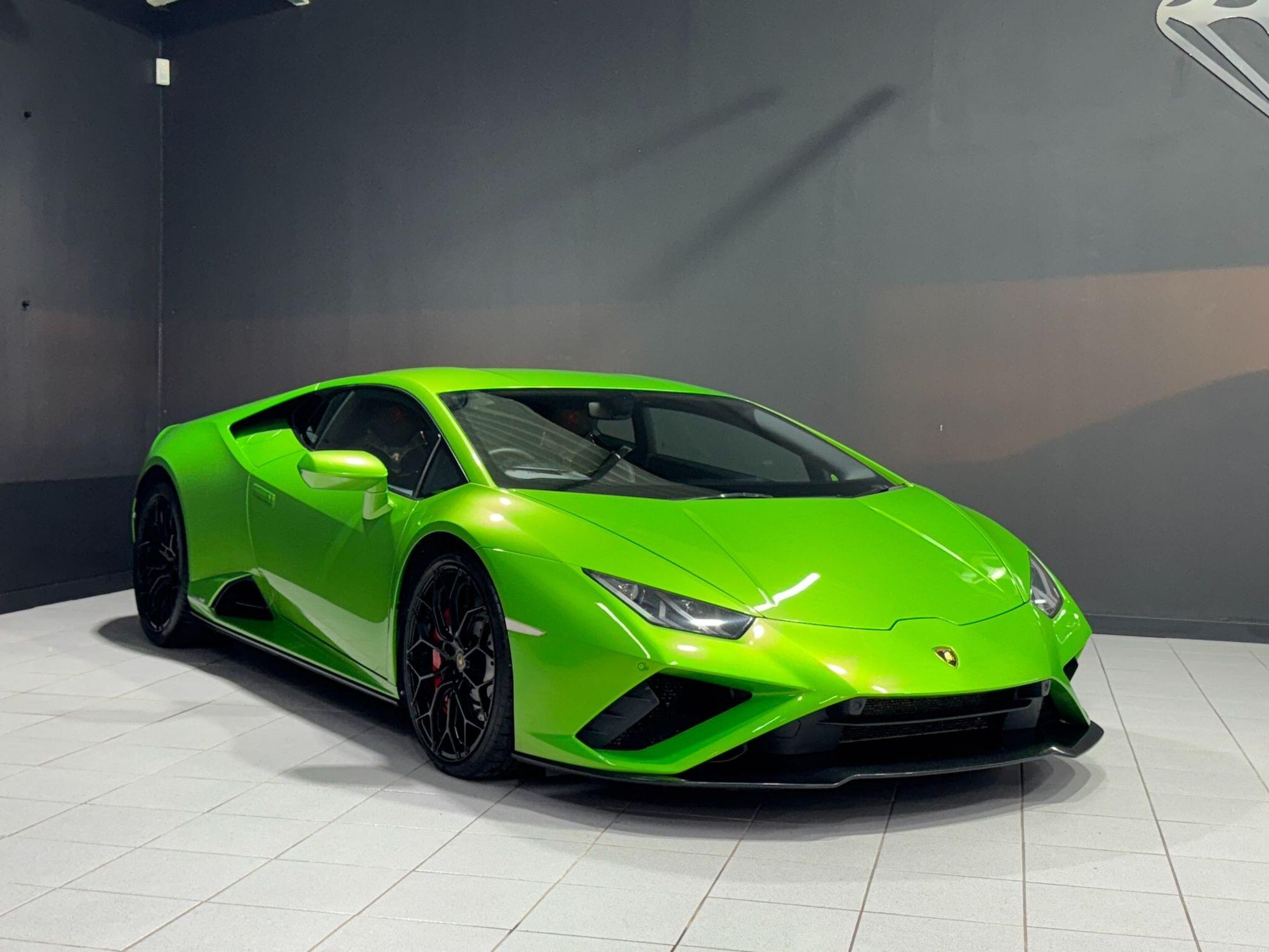 LAMBORGHINI HURACAN COUPE LP 610-4 2dr LDF for sale UK - Slide 7