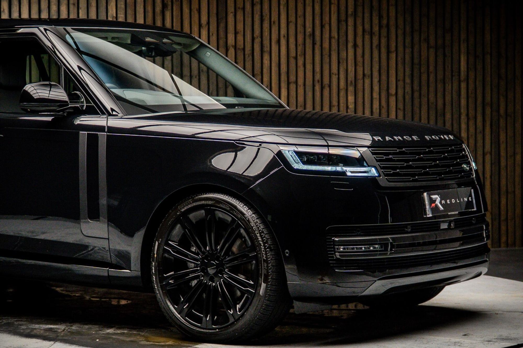 LAND ROVER RANGE ROVER DIESEL ESTATE 3.0 D350 HSE LWB 4dr Auto [7 Seat] for sale UK - Slide 10