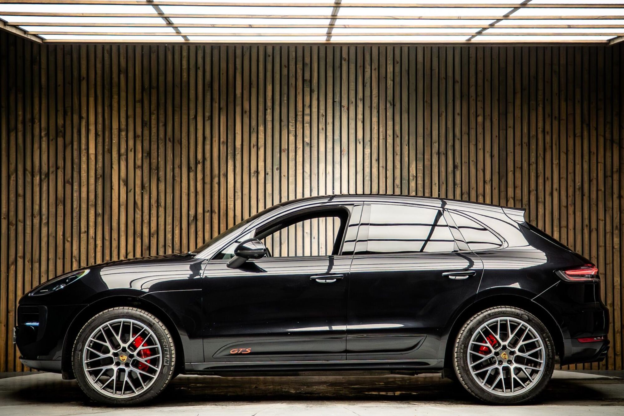 PORSCHE MACAN ESTATE GTS 5dr PDK for sale UK - Slide 7