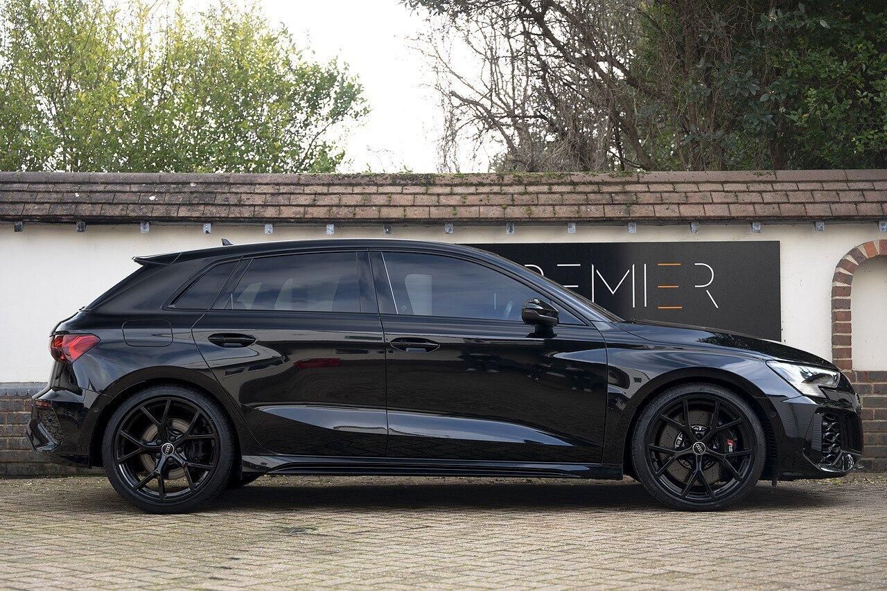 AUDI RS3 RS 3 SPORTBACK RS 3 TFSI Quattro Vorsprung 5dr S Tronic for sale UK - Slide 3