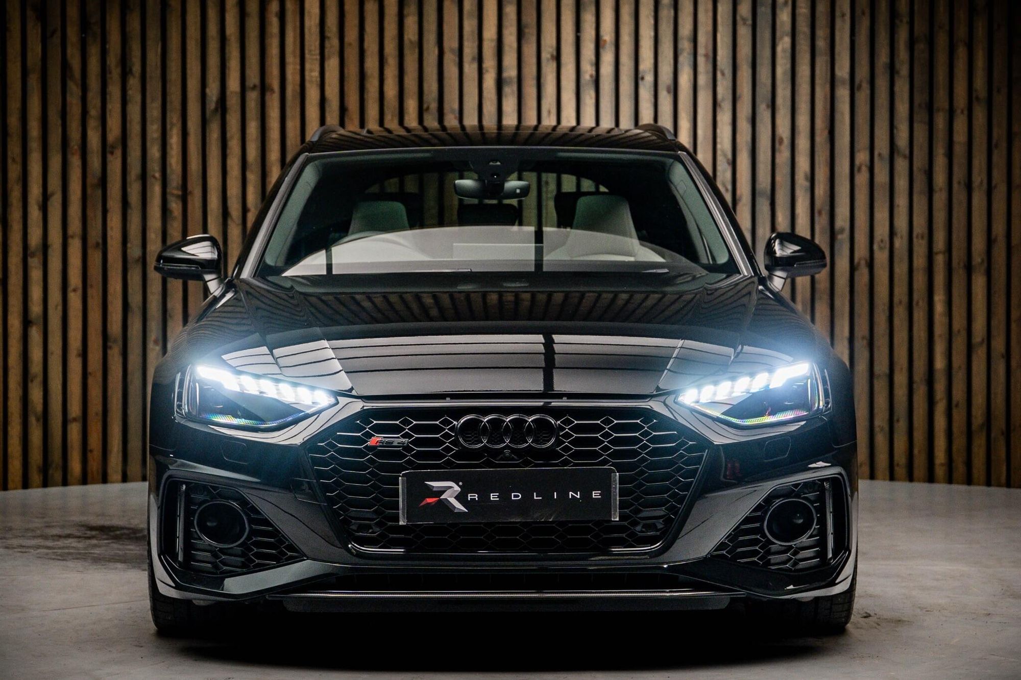 AUDI RS4 RS 4 AVANT RS 4 TFSI Quattro Carbon Black 5dr Tiptronic for sale UK - Slide 5