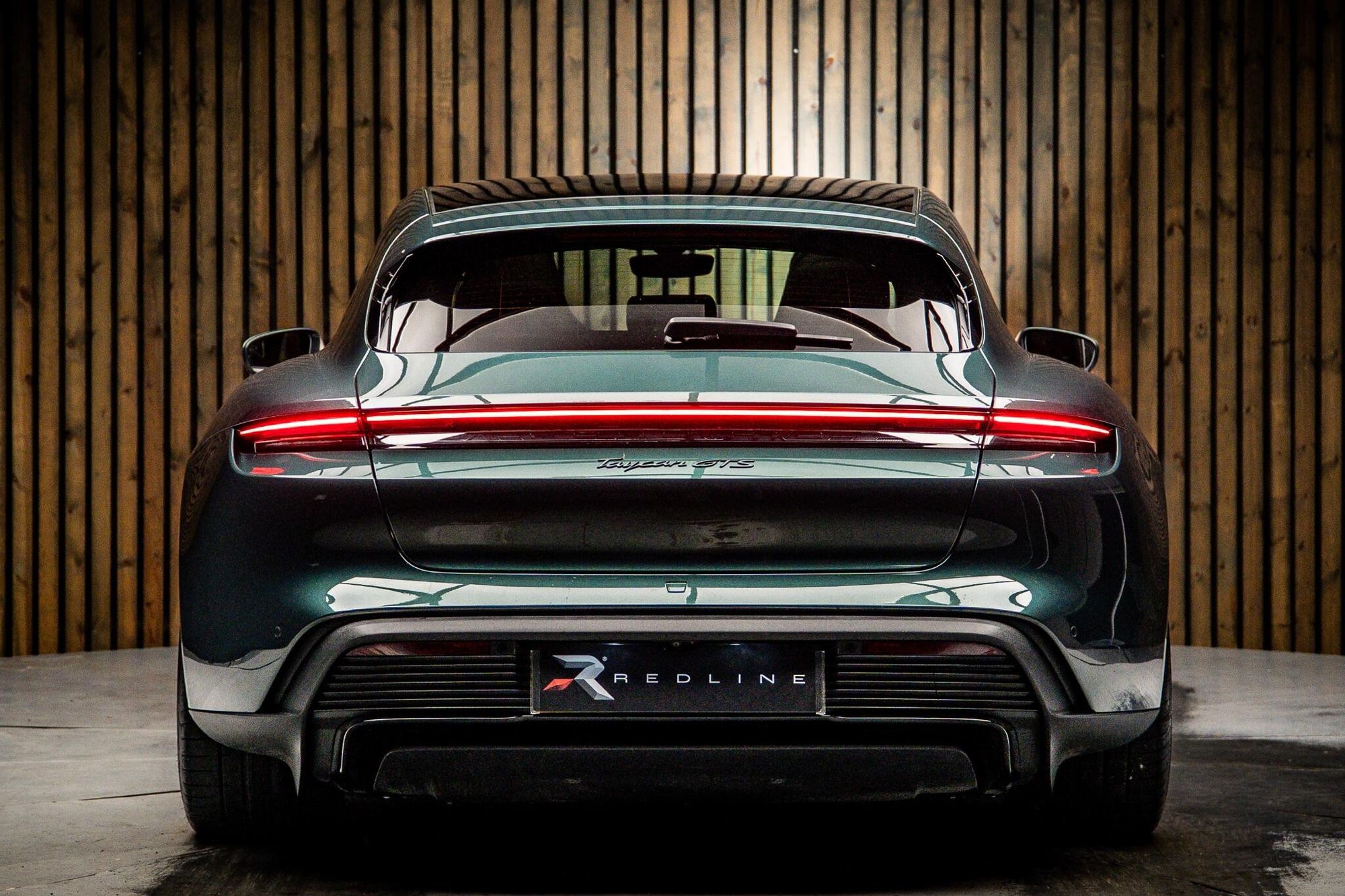 PORSCHE TAYCAN SPORT TURISMO 440kW GTS 93kWh 5dr Auto for sale UK - Slide 6