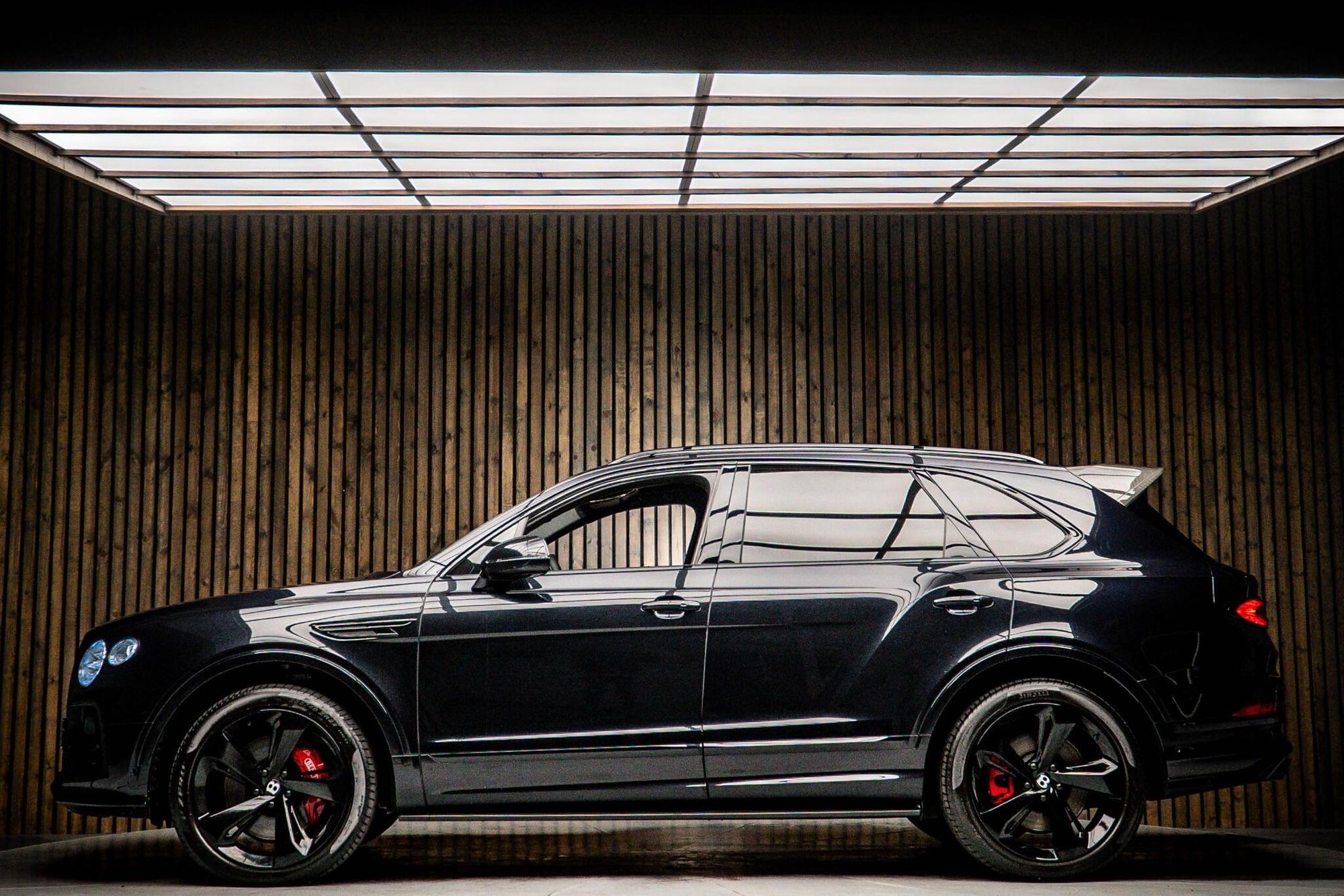 BENTLEY BENTAYGA ESTATE 4.0 V8 5dr Auto for sale UK - Slide 7
