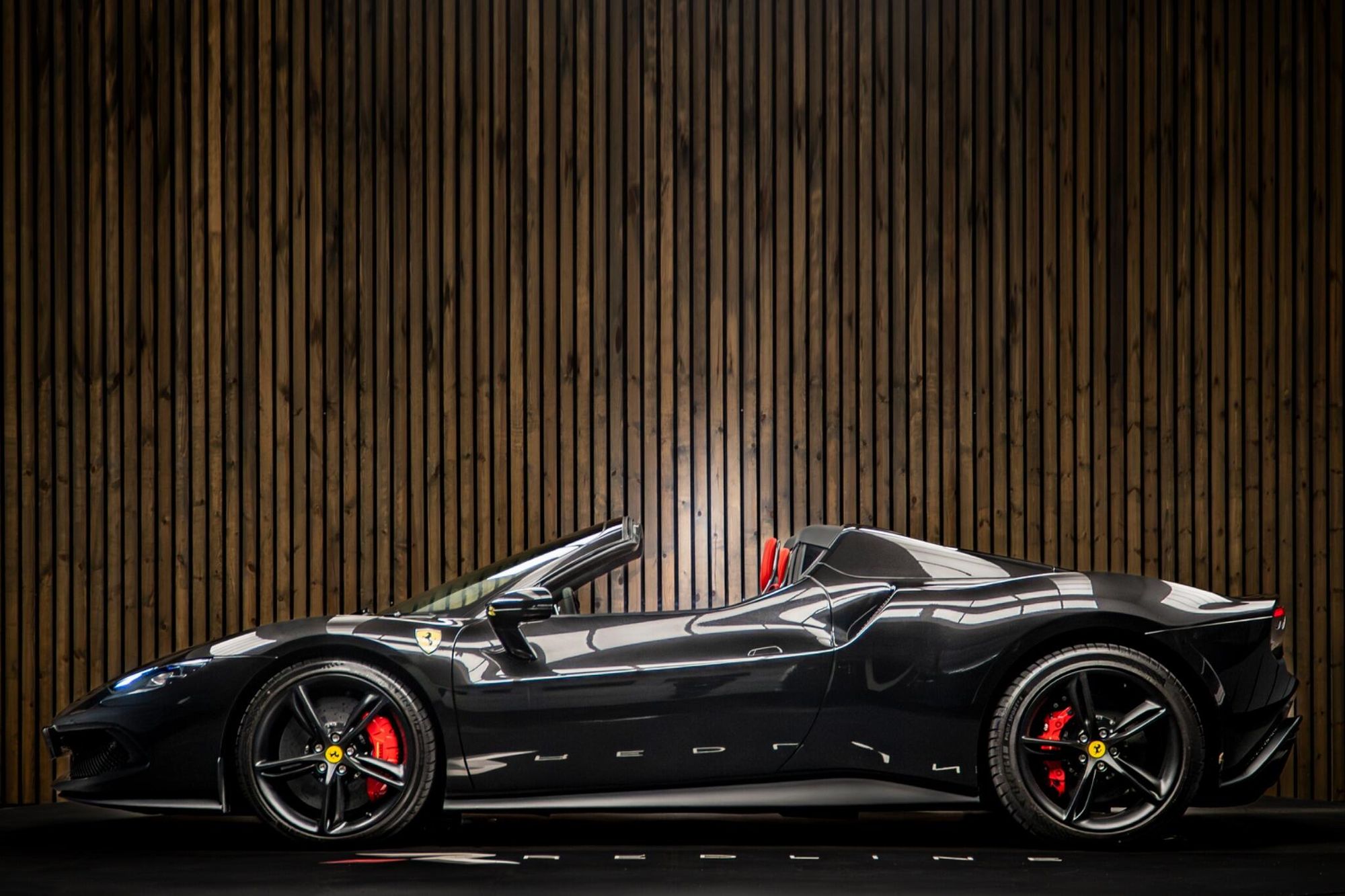 FERRARI 296 CONVERTIBLE GTS 2dr Auto for sale UK - Slide 7