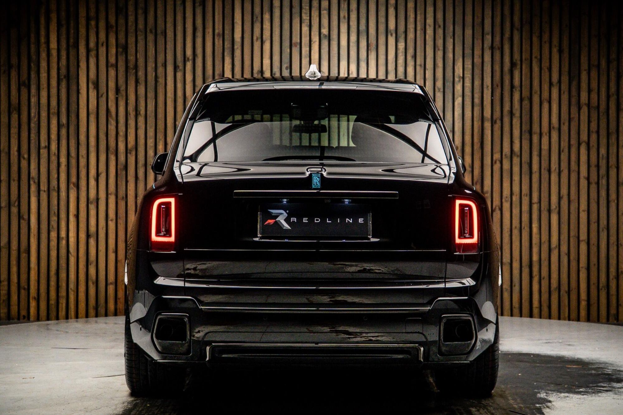 ROLLS-ROYCE CULLINAN ESTATE II Black Badge 5dr Auto for sale UK - Slide 6