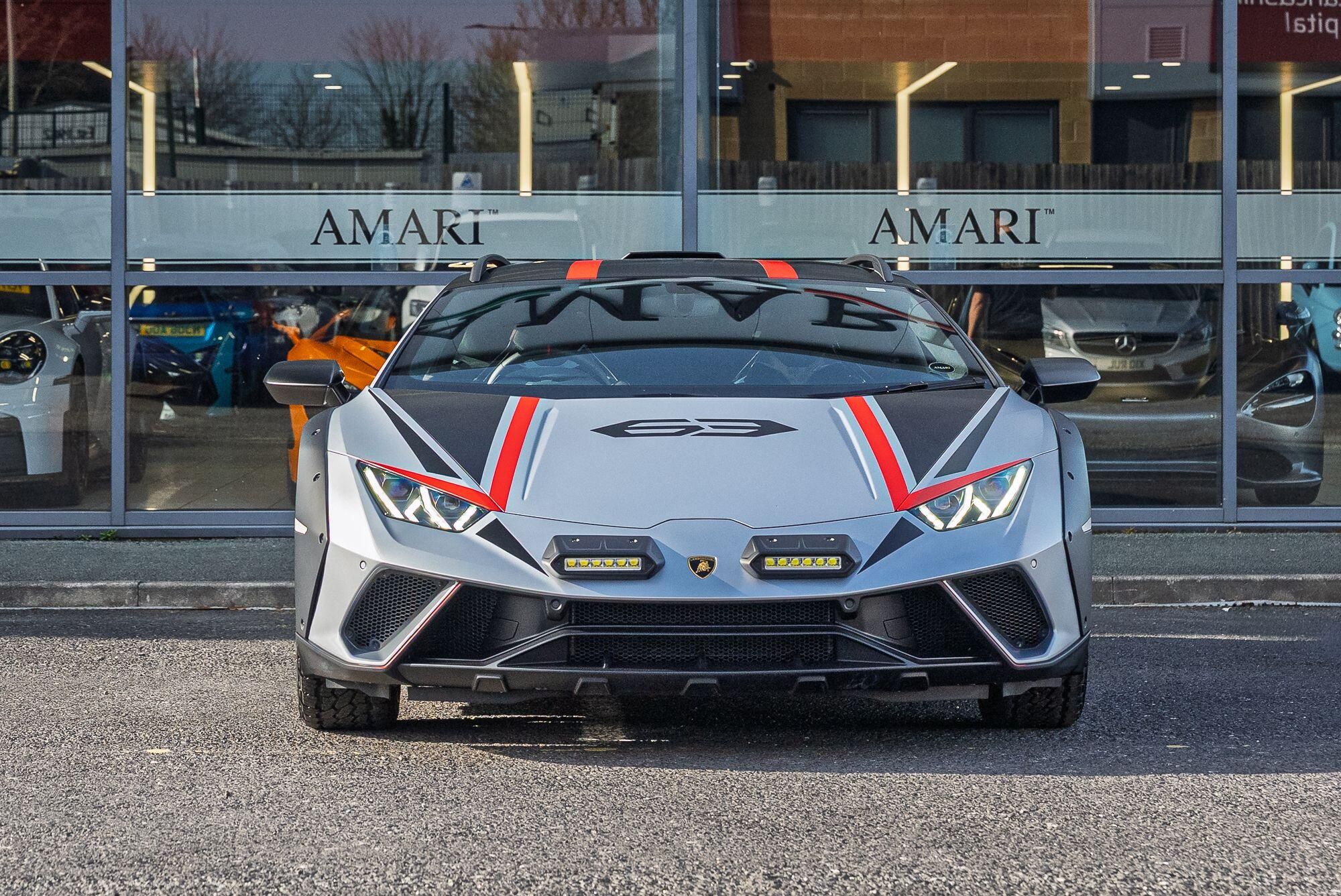 LAMBORGHINI HURACAN EVO COUPE 5.2 V10 610 Sterrato 2dr Auto AWD for sale UK - Slide 2