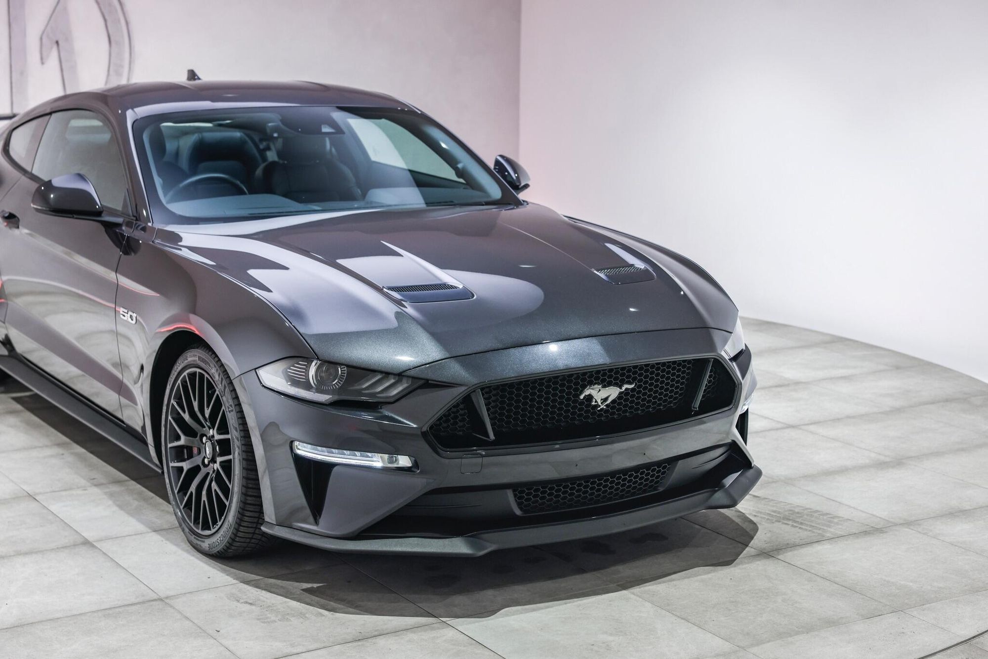 FORD MUSTANG FASTBACK 5.0 V8 GT 2dr Auto for sale UK - Slide 9