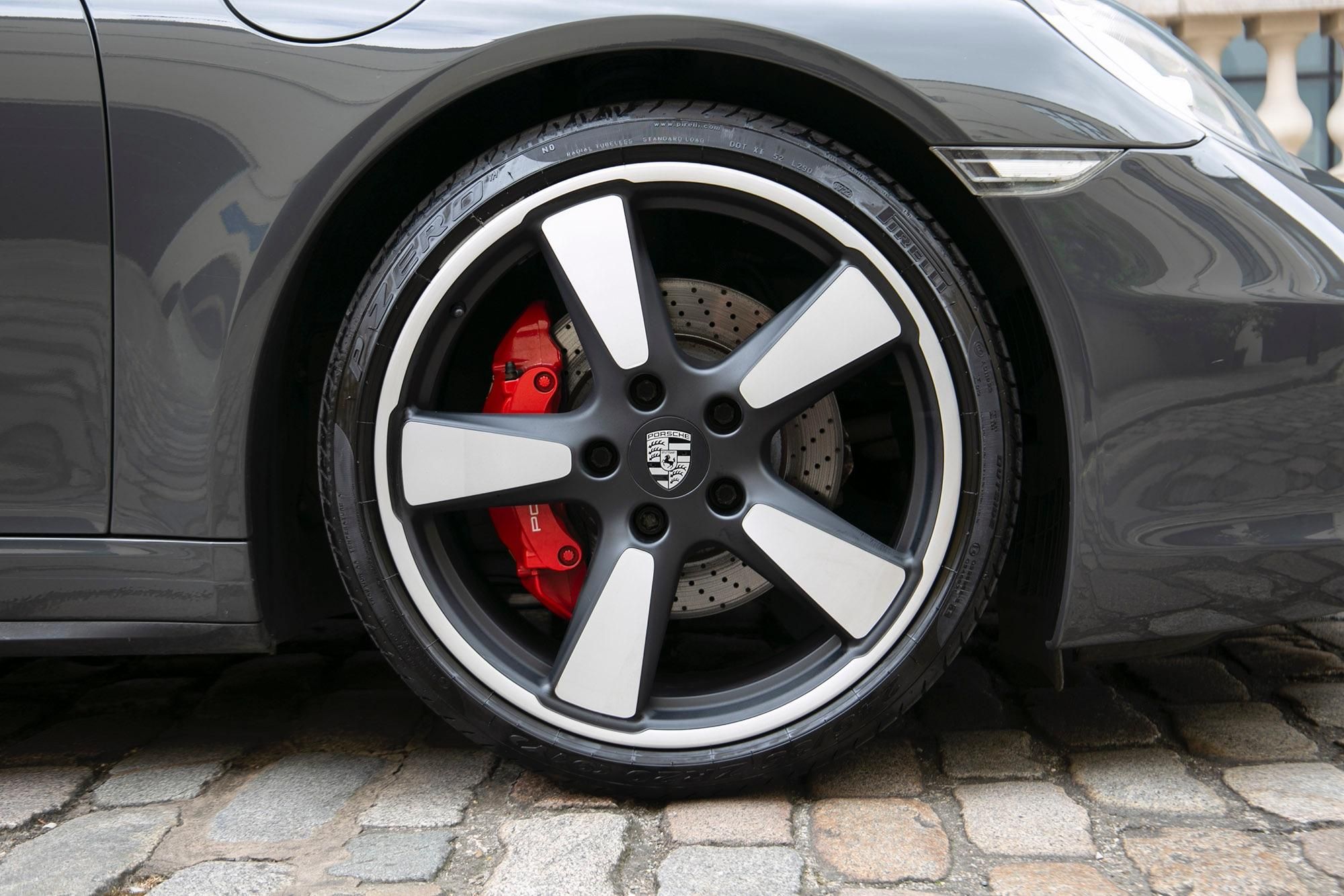 PORSCHE 911 [991] CARRERA COUPE SPECIAL EDITIONS 50th Anniversary 2dr PDK for sale UK - Slide 7