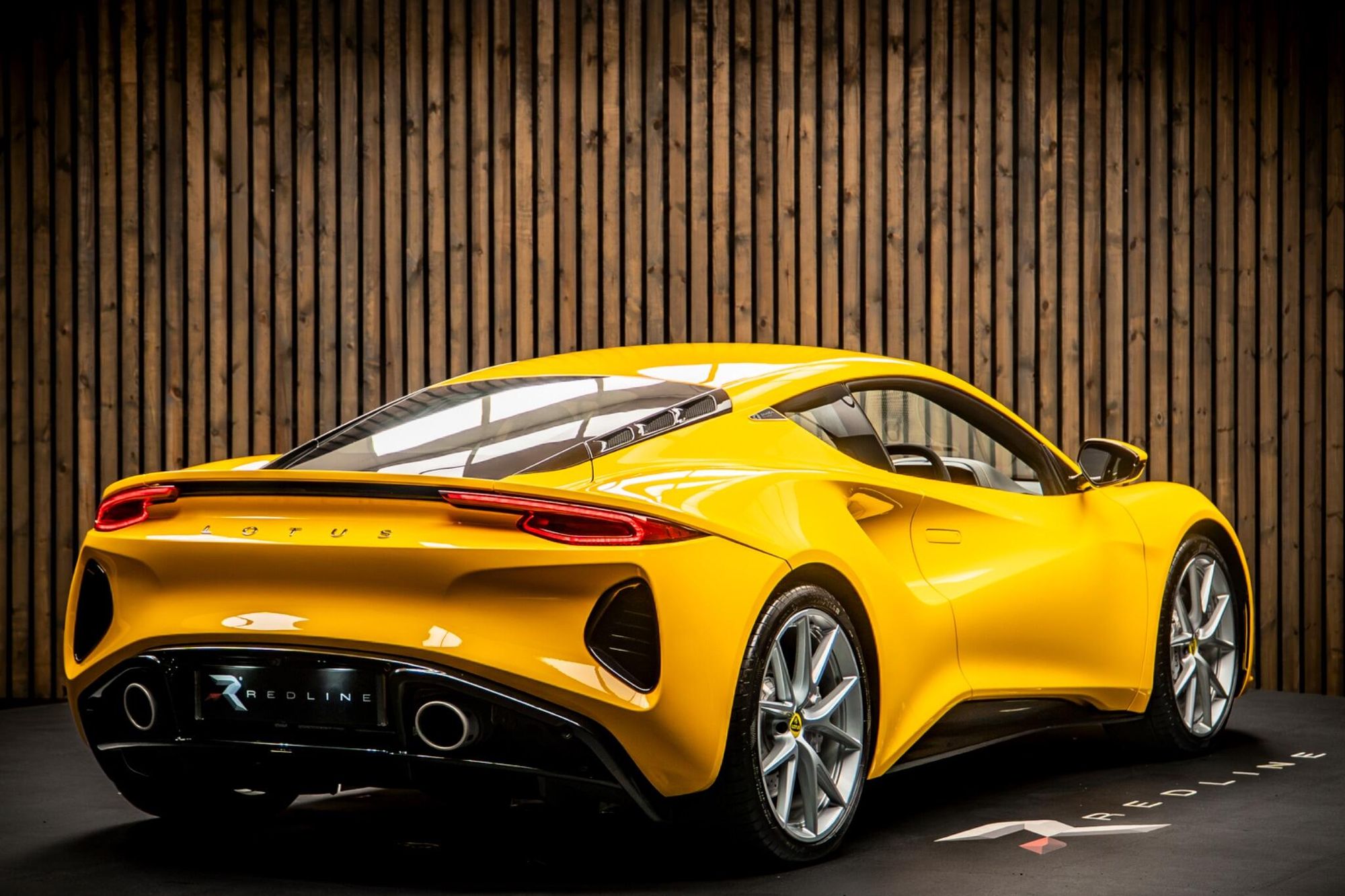 LOTUS EMIRA COUPE SPECIAL EDITION 3.5 V6 First Edition 2dr for sale UK - Slide 5