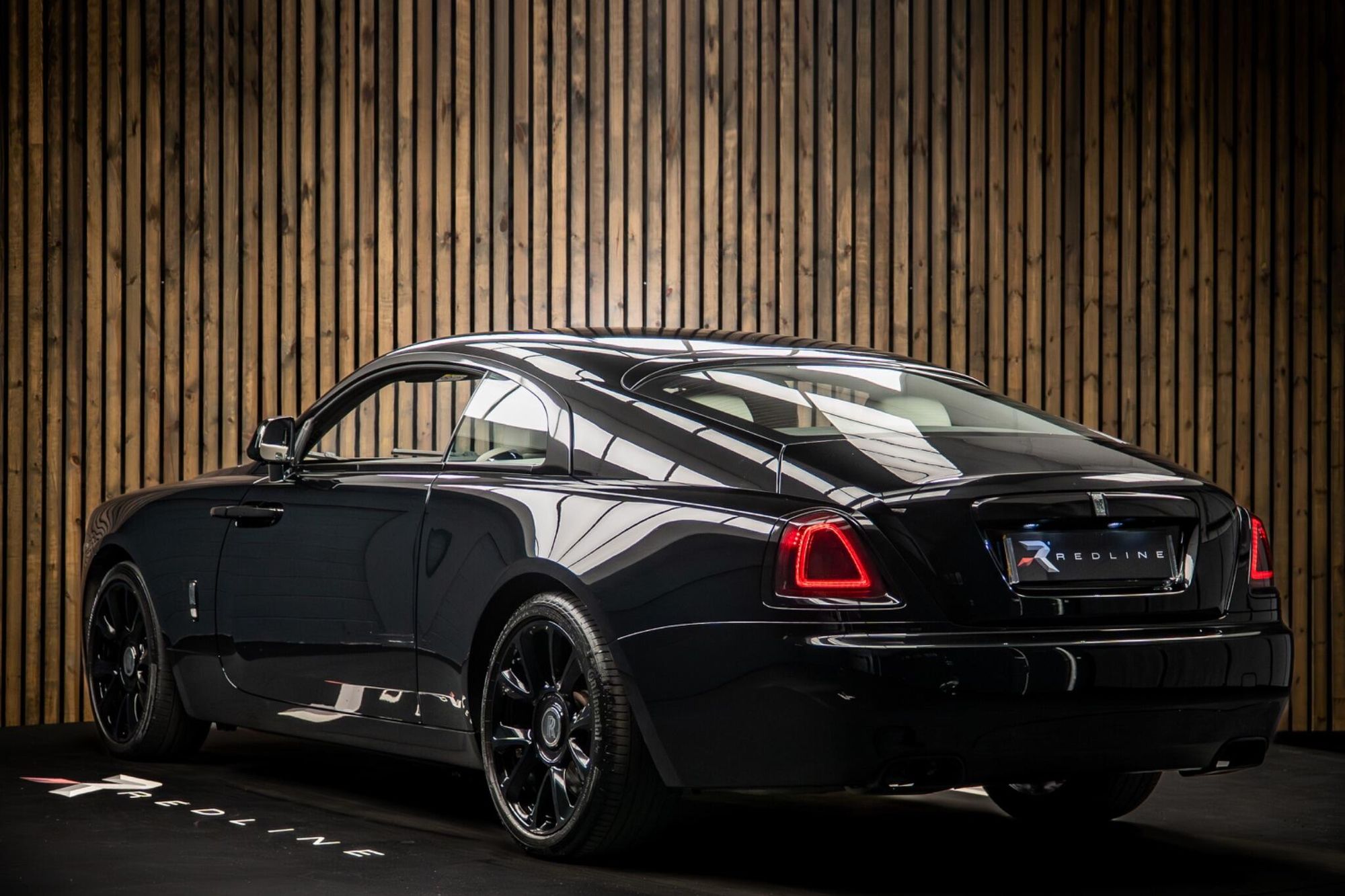 ROLLS-ROYCE WRAITH COUPE 2dr Auto for sale UK - Slide 3