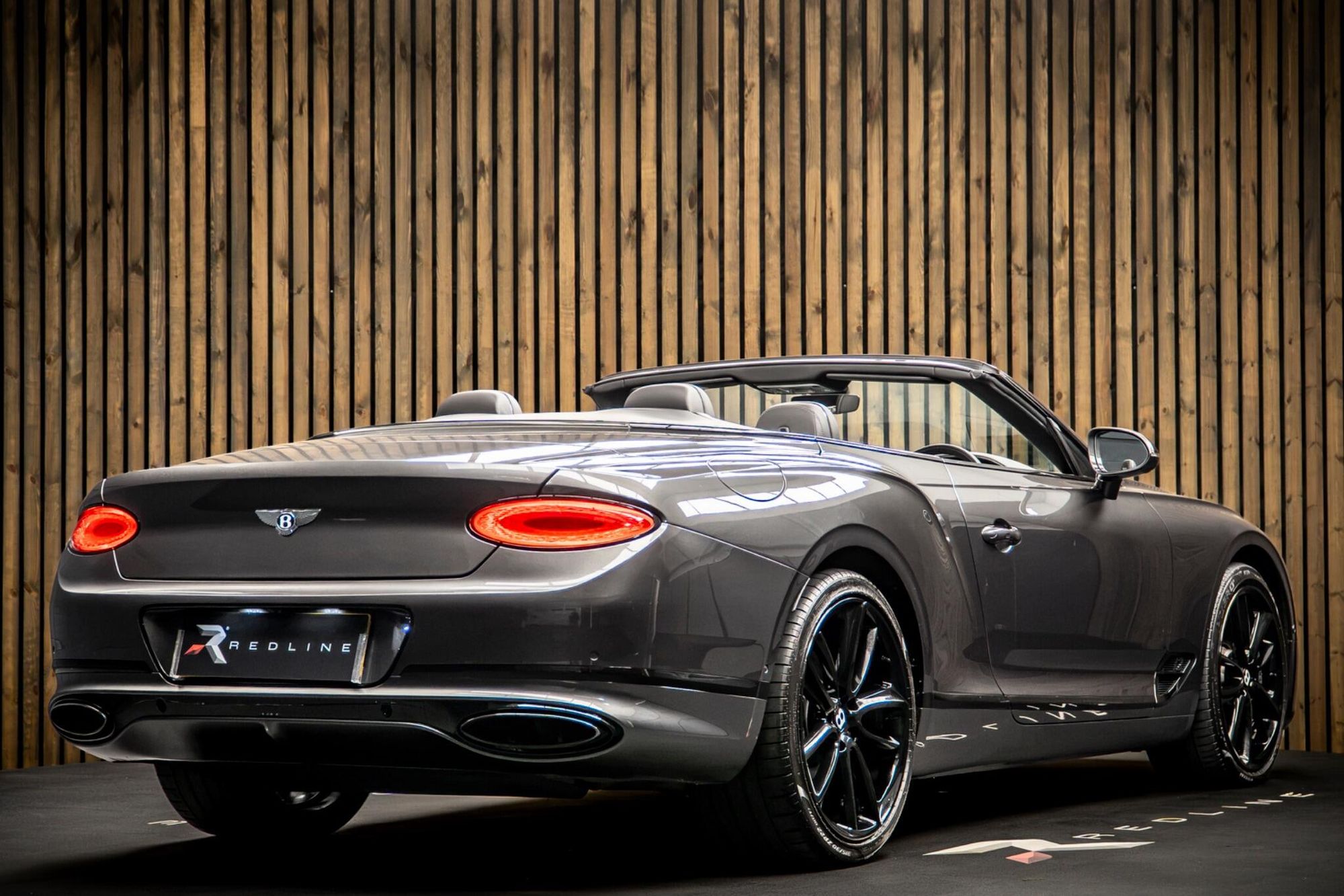 BENTLEY CONTINENTAL GTC CONVERTIBLE 6.0 W12 2dr Auto for sale UK - Slide 4