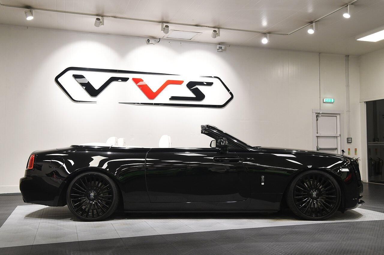 ROLLS-ROYCE DAWN CONVERTIBLE 2dr Auto for sale UK - Slide 2