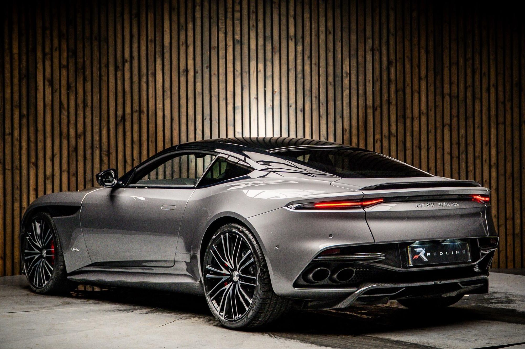 ASTON MARTIN DBS COUPE V12 Superleggera 2dr Touchtronic Auto for sale UK - Slide 3