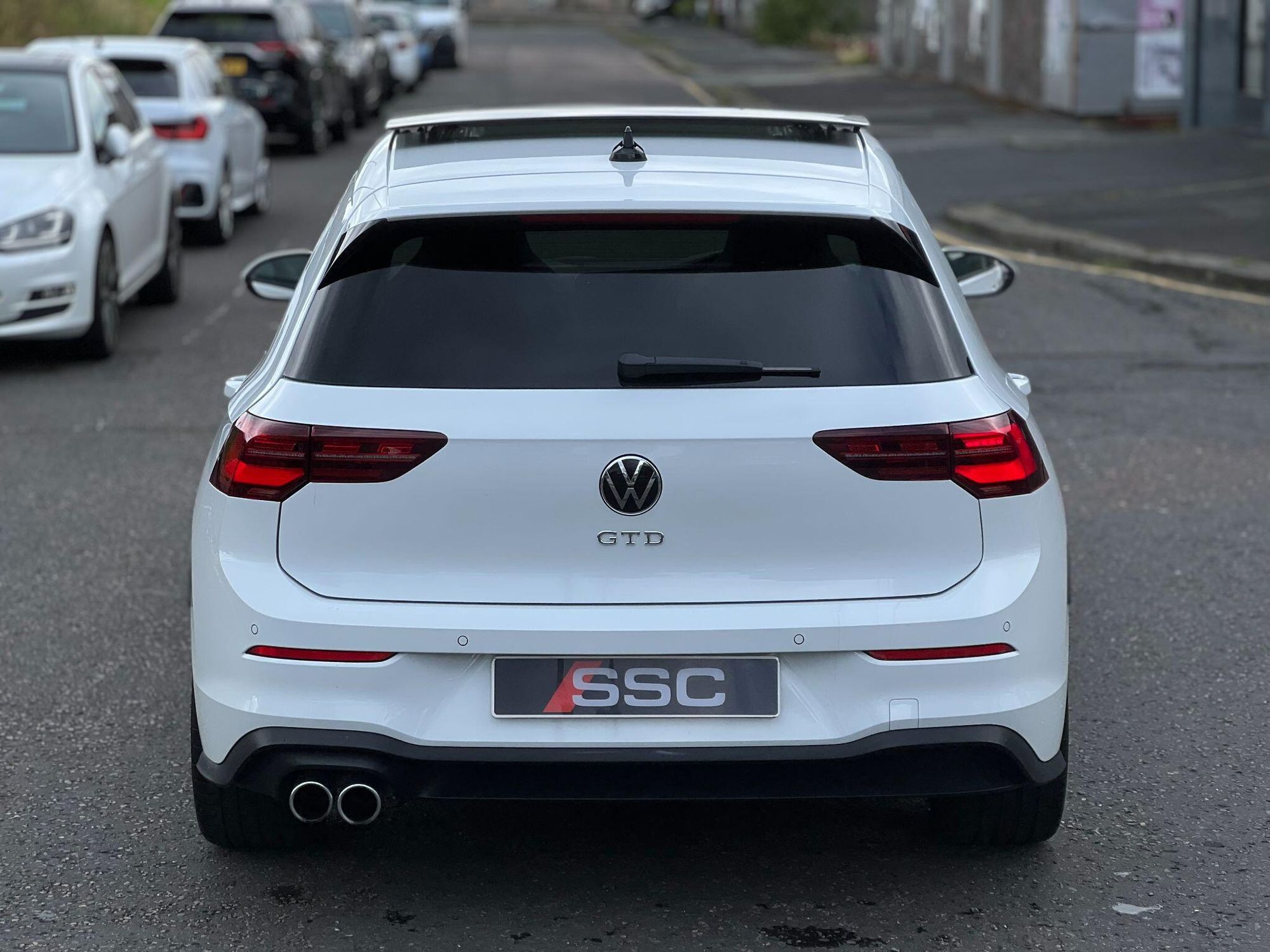 VOLKSWAGEN GOLF DIESEL HATCHBACK 2.0 TDI 200 GTD 5dr DSG for sale UK - Slide 9