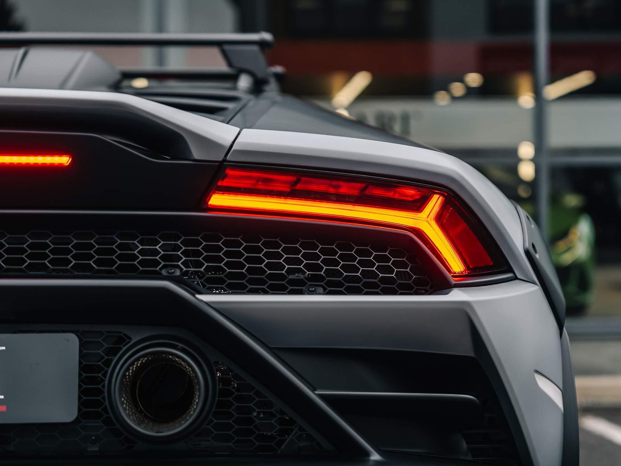 LAMBORGHINI HURACAN EVO COUPE 5.2 V10 610 Sterrato 2dr Auto AWD for sale UK - Slide 9