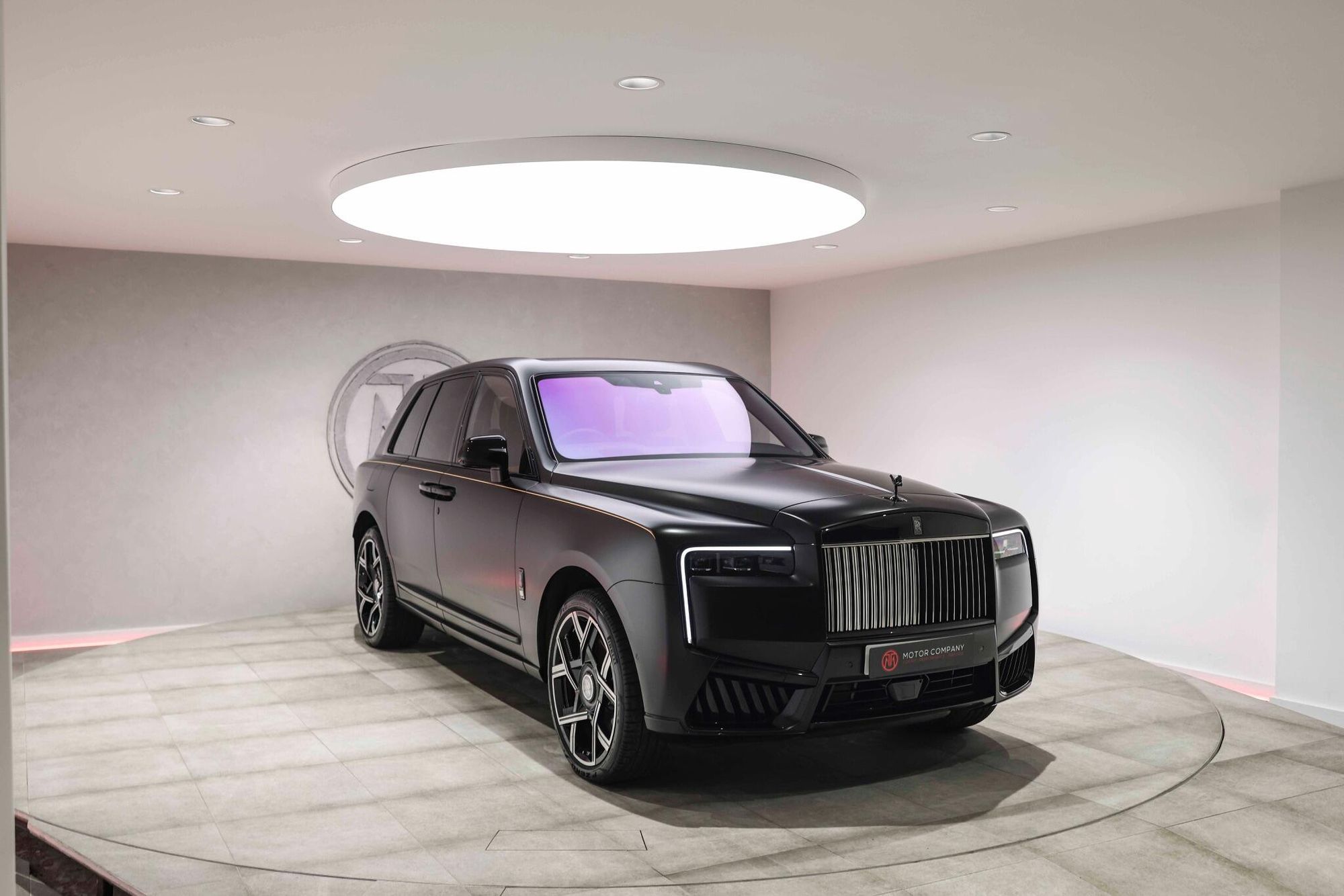 ROLLS-ROYCE CULLINAN ESTATE II Black Badge 5dr Auto for sale UK - Slide 5