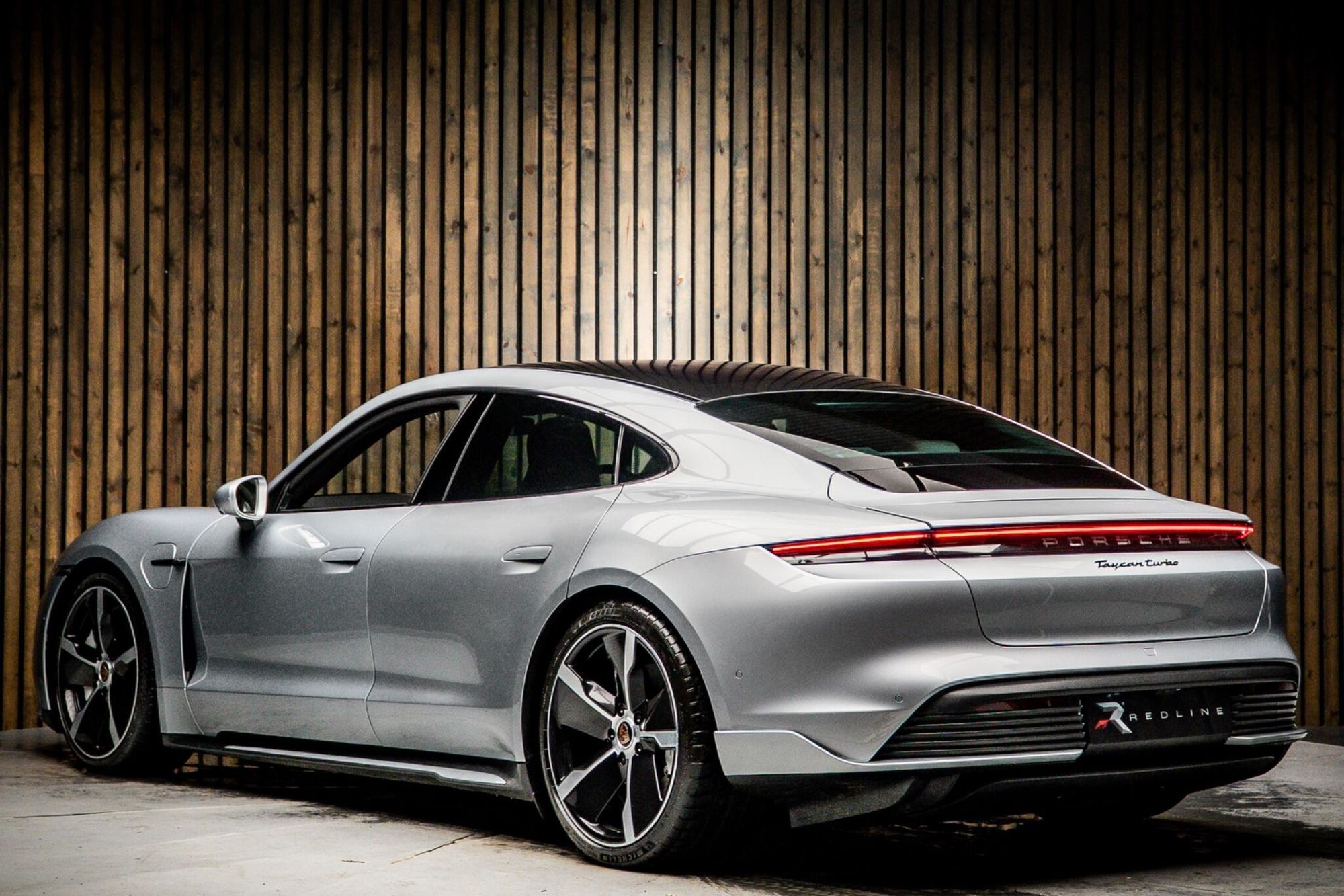 PORSCHE TAYCAN SALOON 500kW Turbo 93kWh 4dr Auto for sale UK - Slide 3