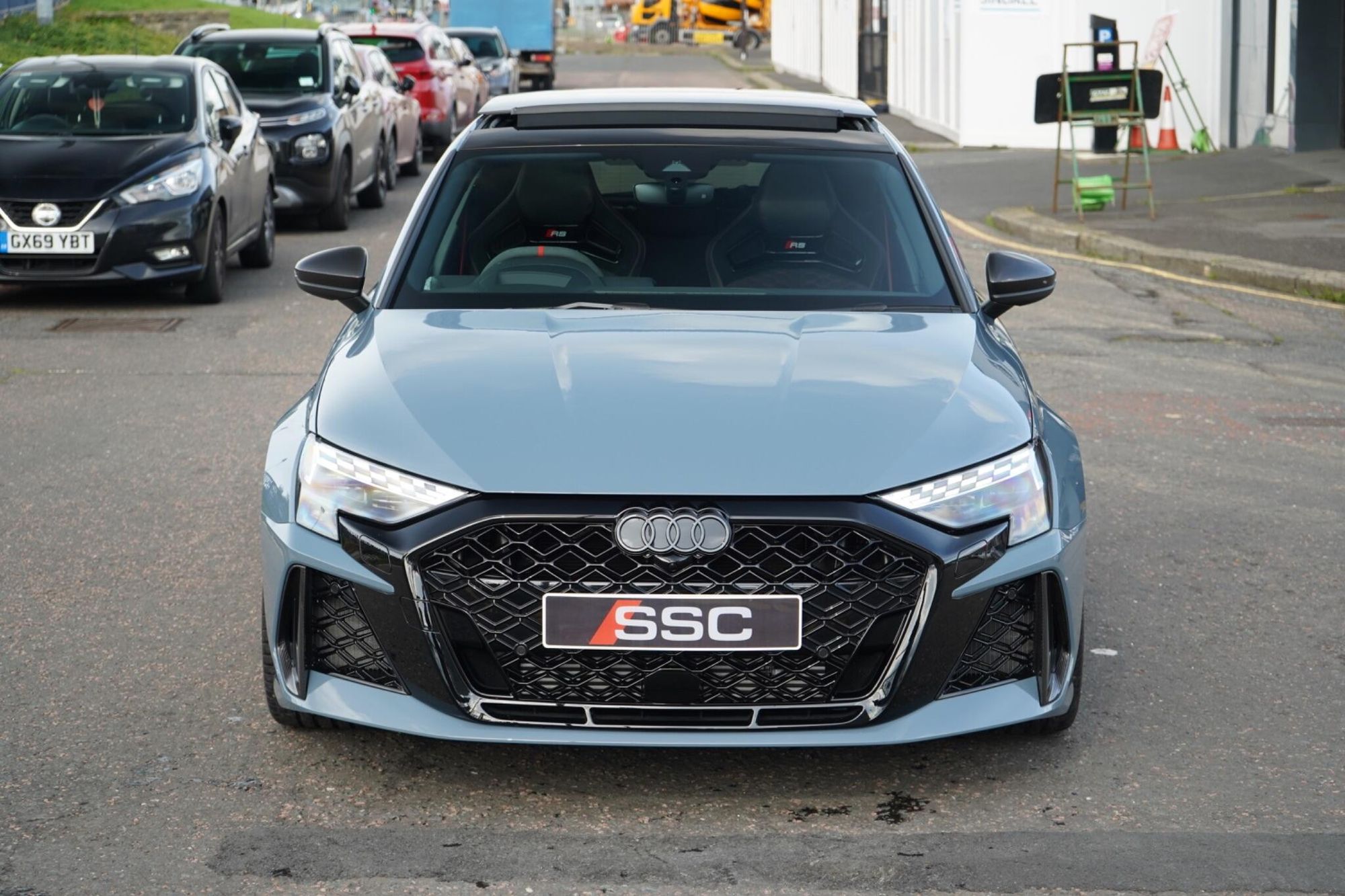AUDI RS3 RS 3 SPORTBACK RS 3 TFSI Quattro Carbon Vorsprung 5dr S Tronic for sale UK - Slide 5