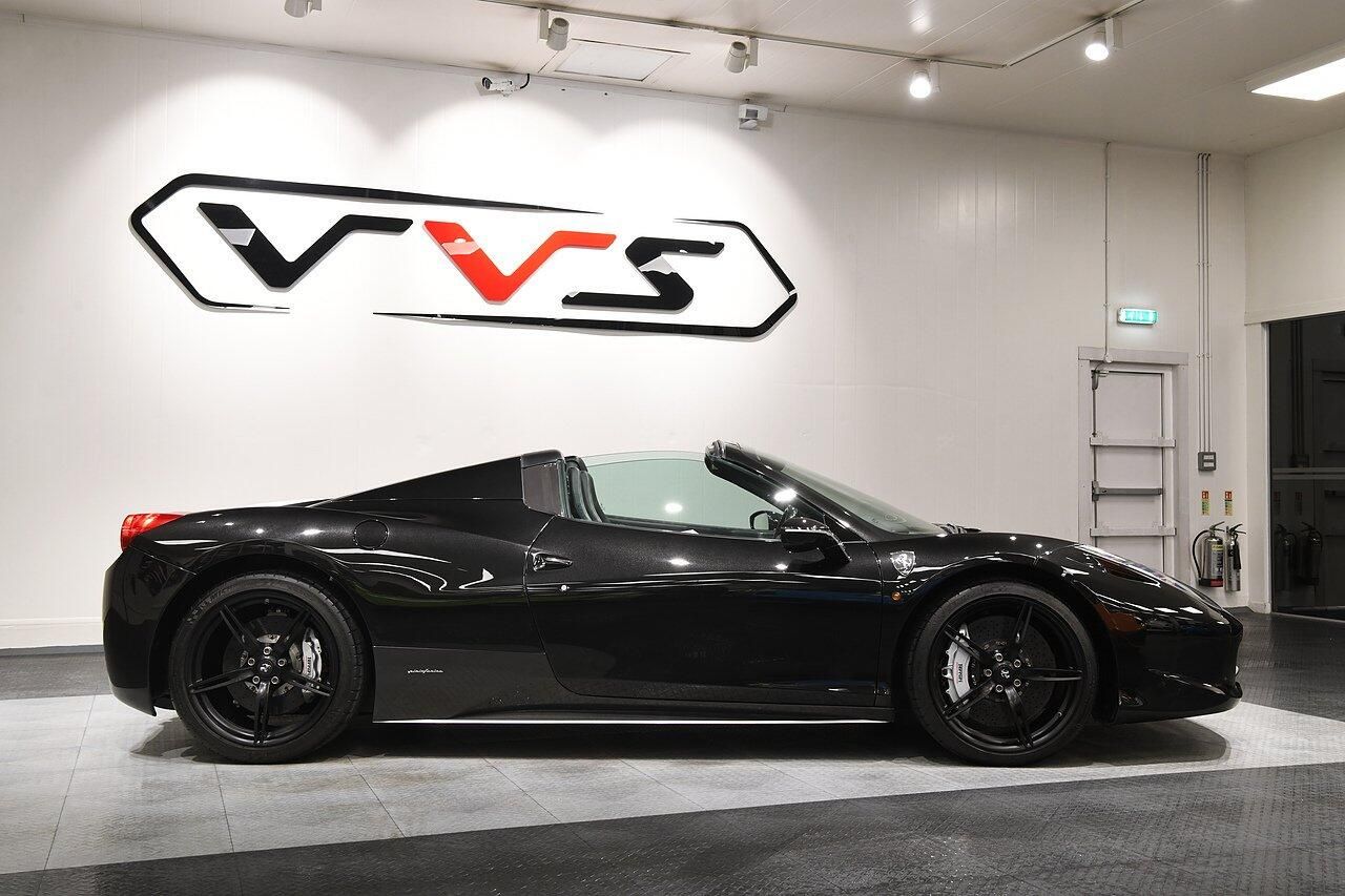 FERRARI 458 CONVERTIBLE Spider 2dr Auto for sale UK - Slide 2