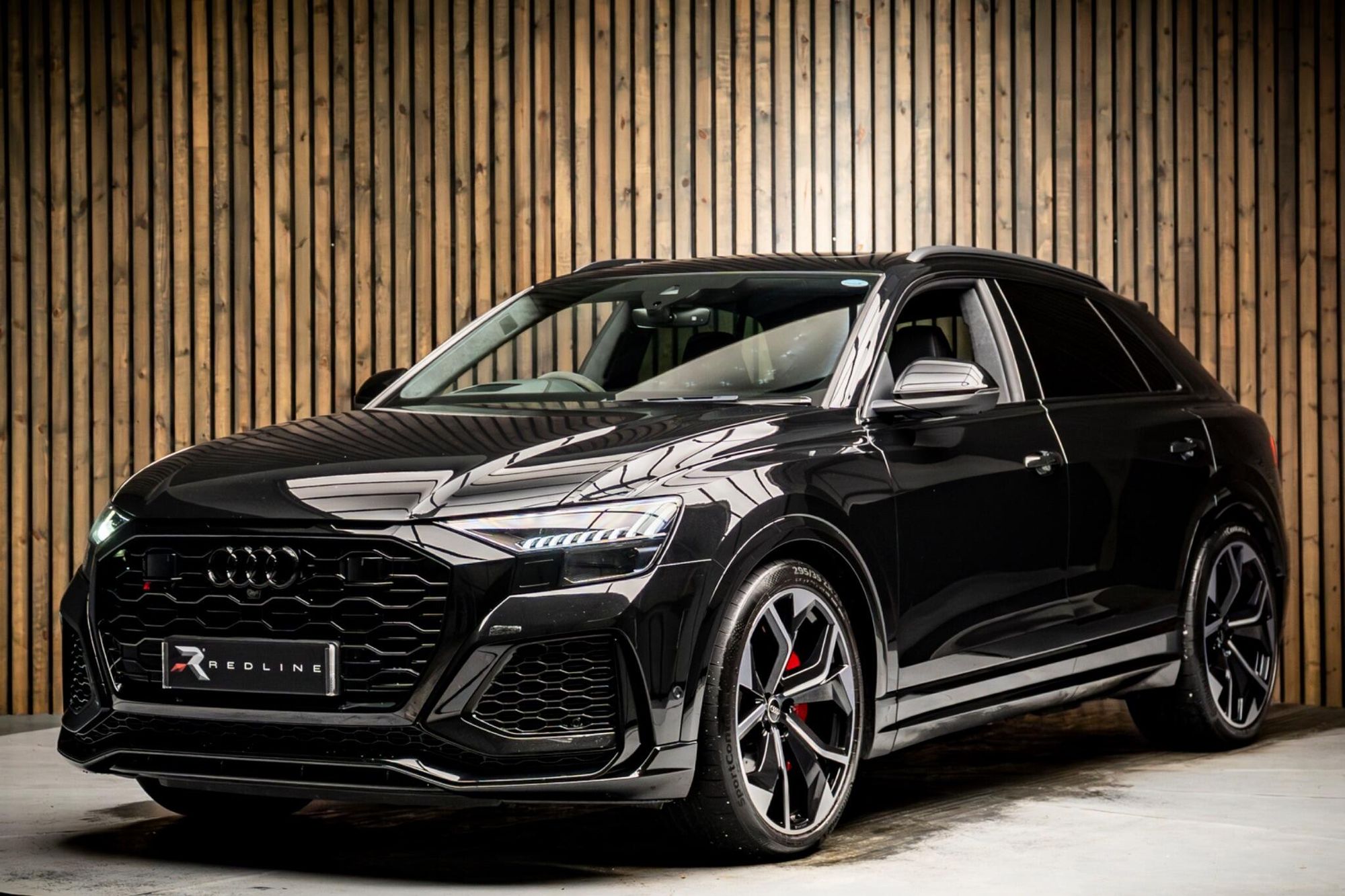 AUDI Q8 ESTATE SQ8 TFSI Quattro Vorsprung 5dr Tiptronic for sale UK - Slide 8