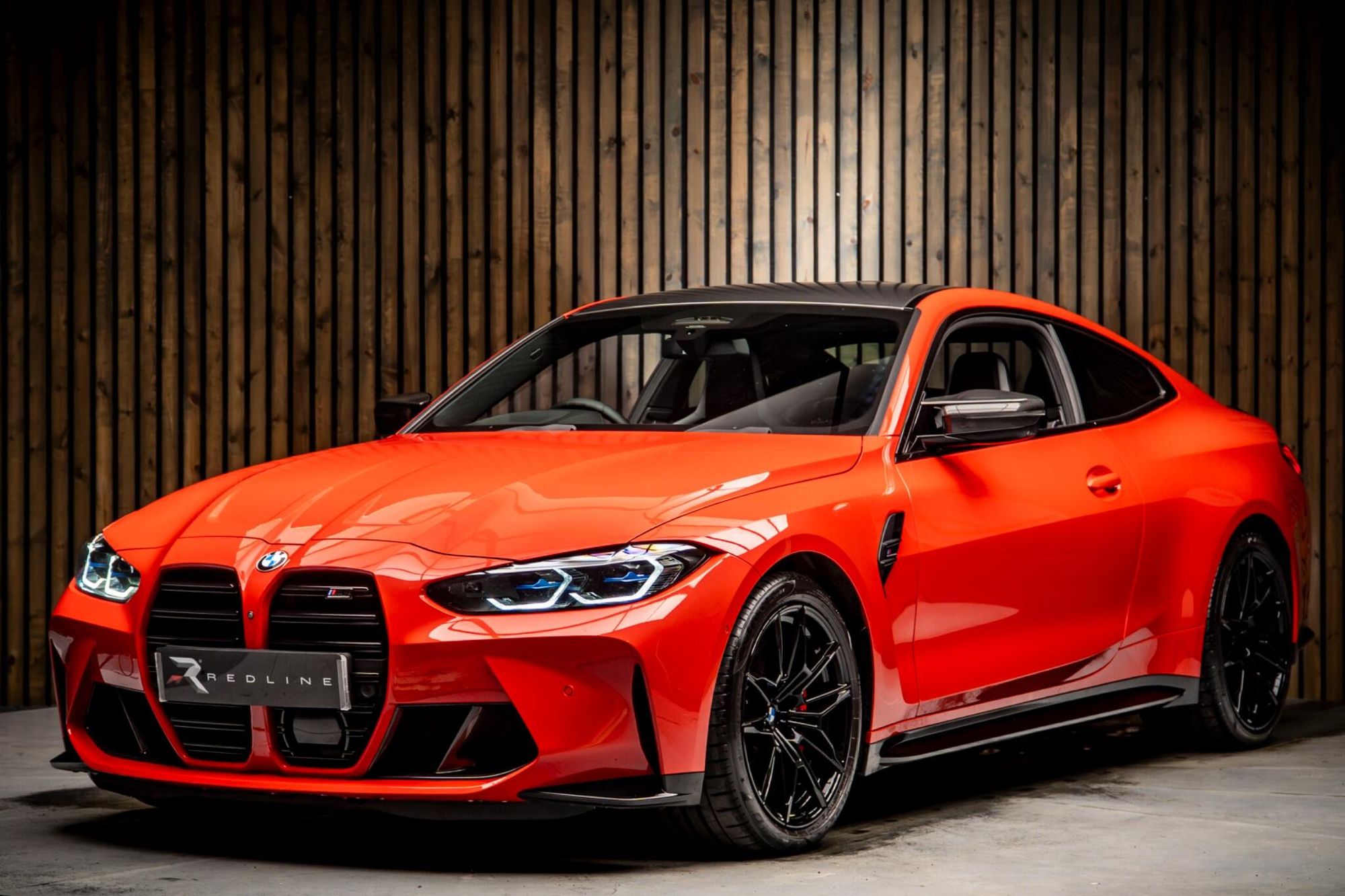 BMW M4 Coupe 3.0 Competition M xDrive 530 Steptronic 2 Door Auto for sale UK - Slide 8