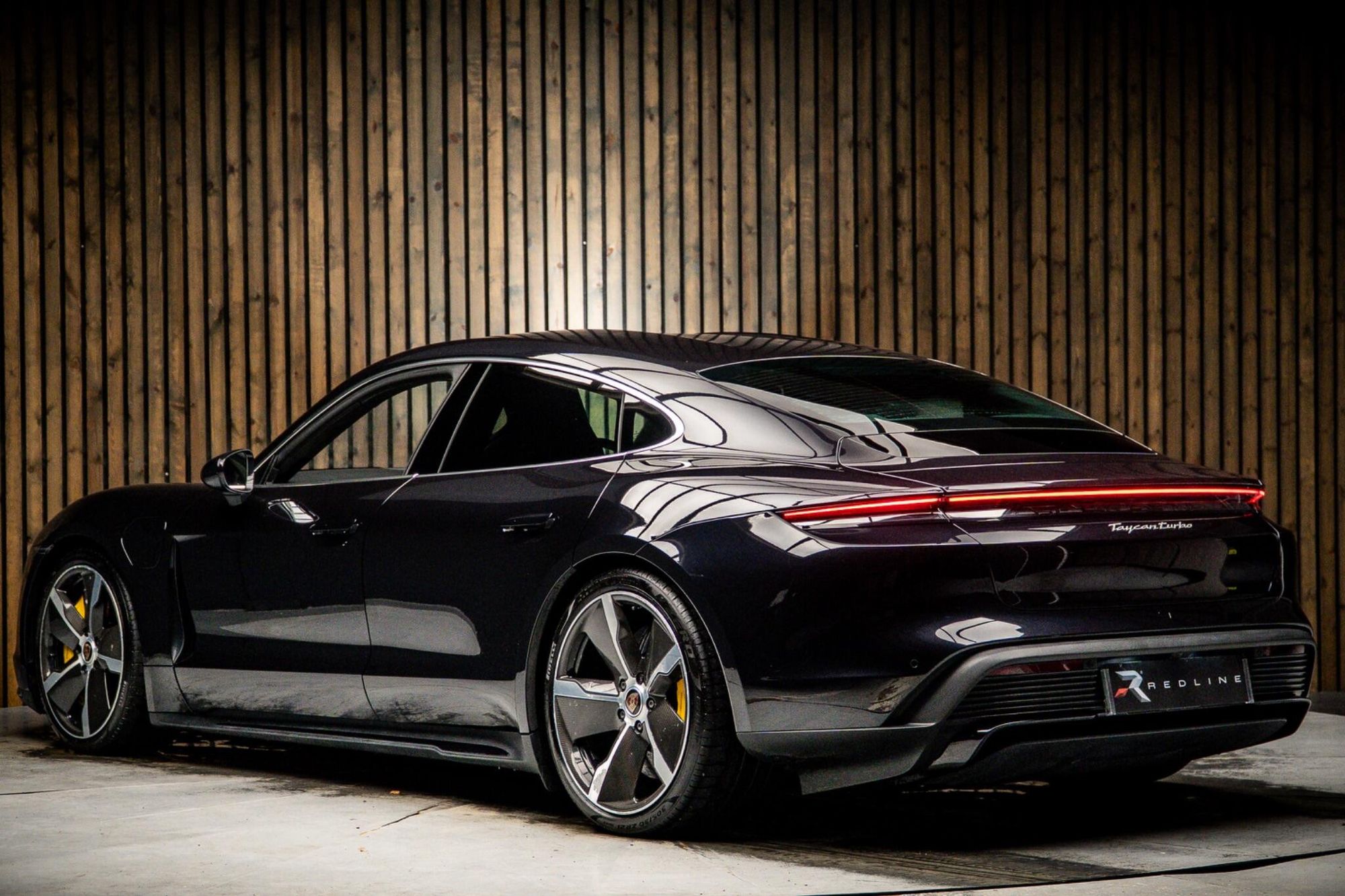 PORSCHE TAYCAN SALOON 500kW Turbo 93kWh 4dr Auto for sale UK - Slide 3