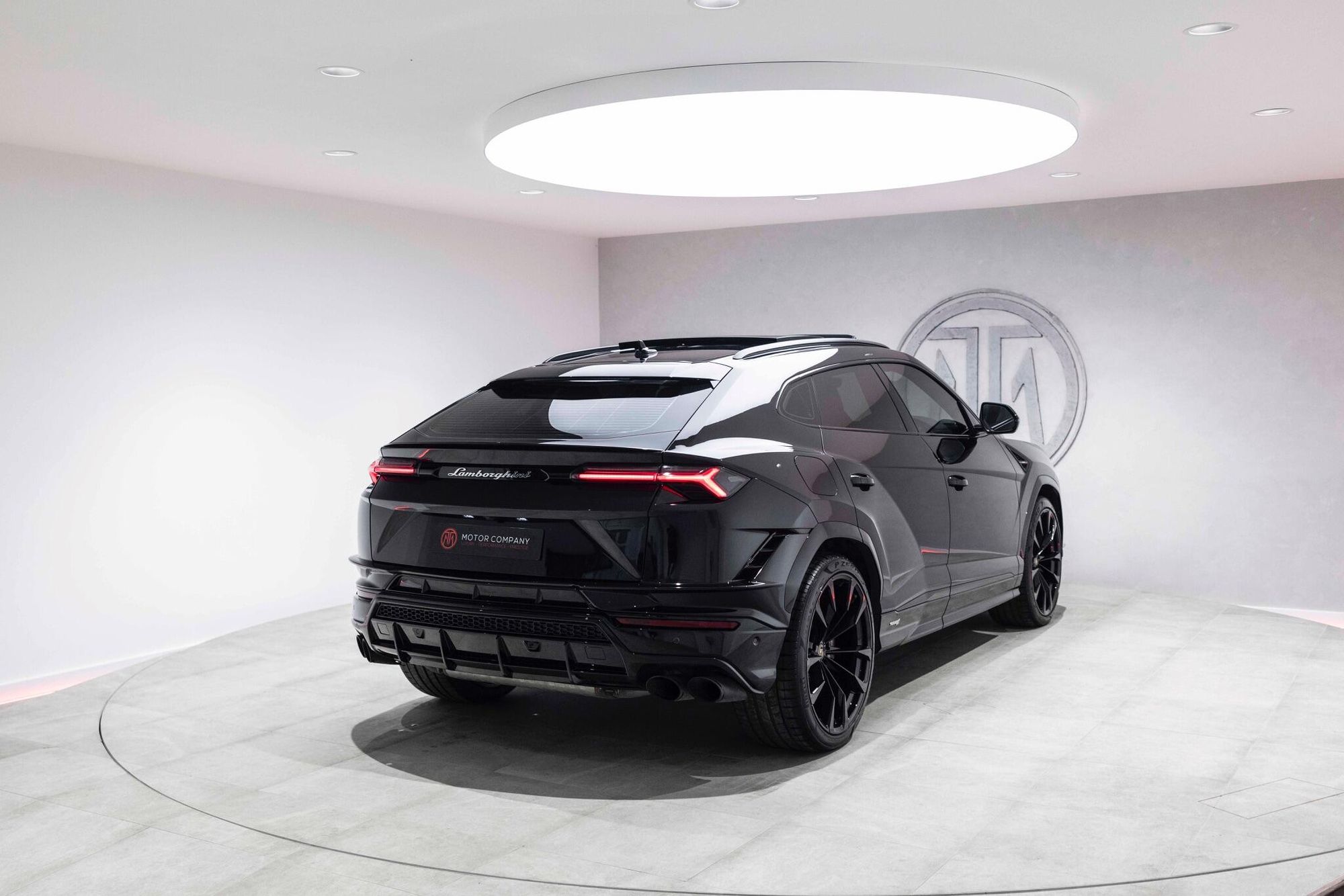 LAMBORGHINI URUS ESTATE 4.0T FSI V8 S 5dr Auto for sale UK - Slide 8